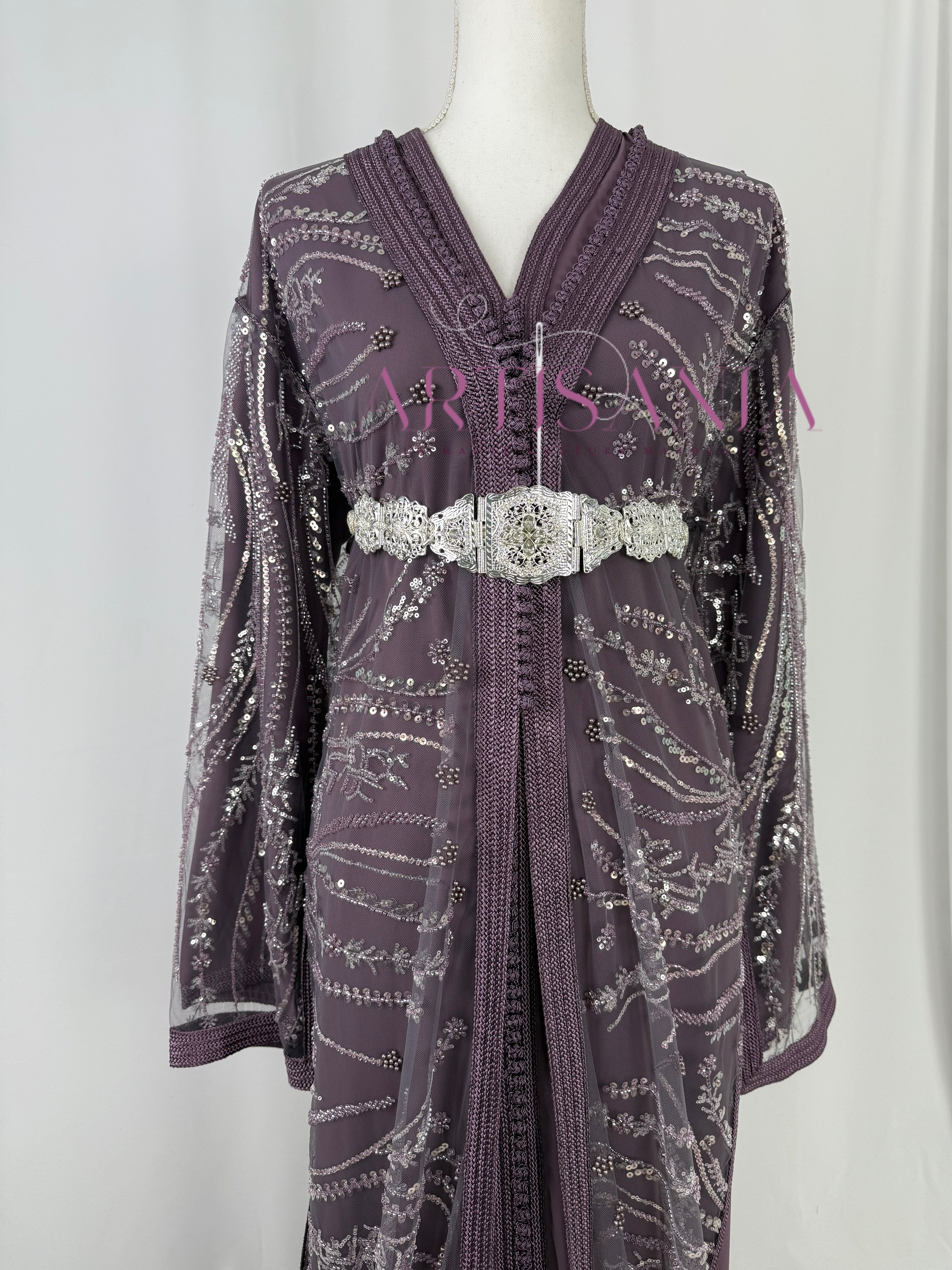 Takchita marocaine avec des perles  - modèle Tasnim