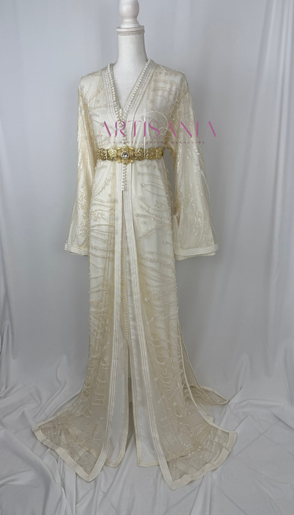 Takchita marocaine avec des perles  - modèle Tasnim