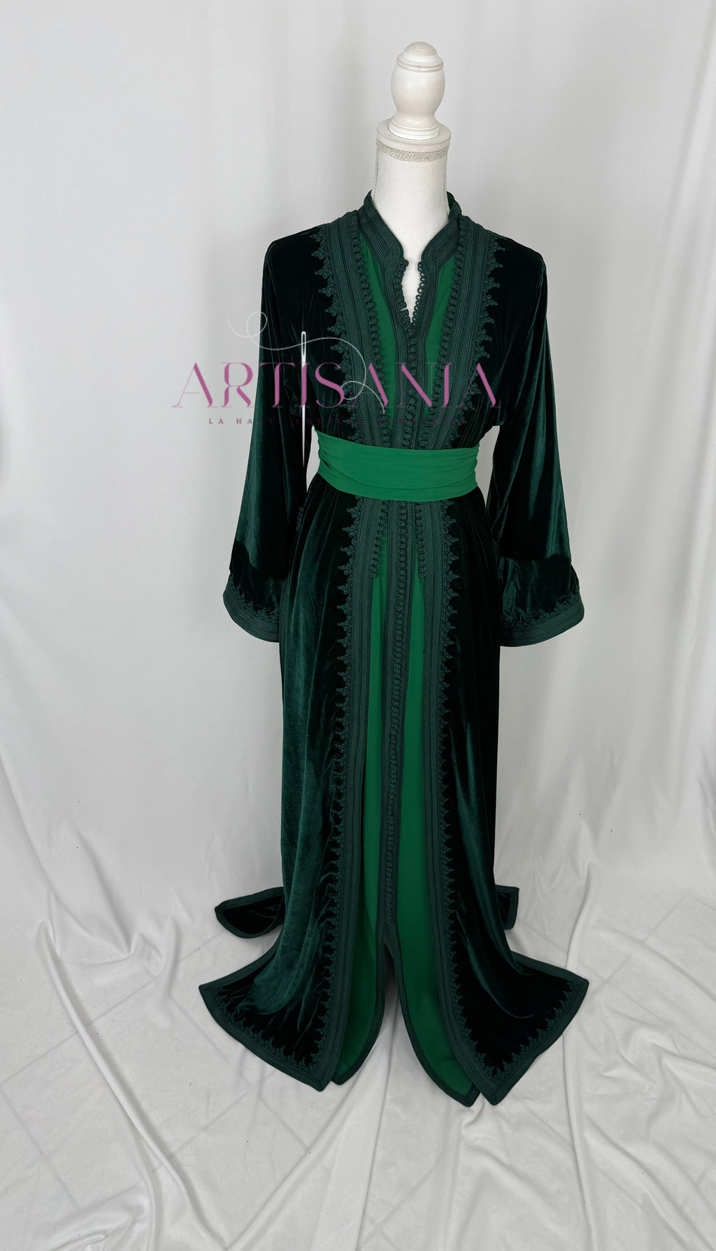 Takchita marocaine en velours - modèle Khouloud 🪡