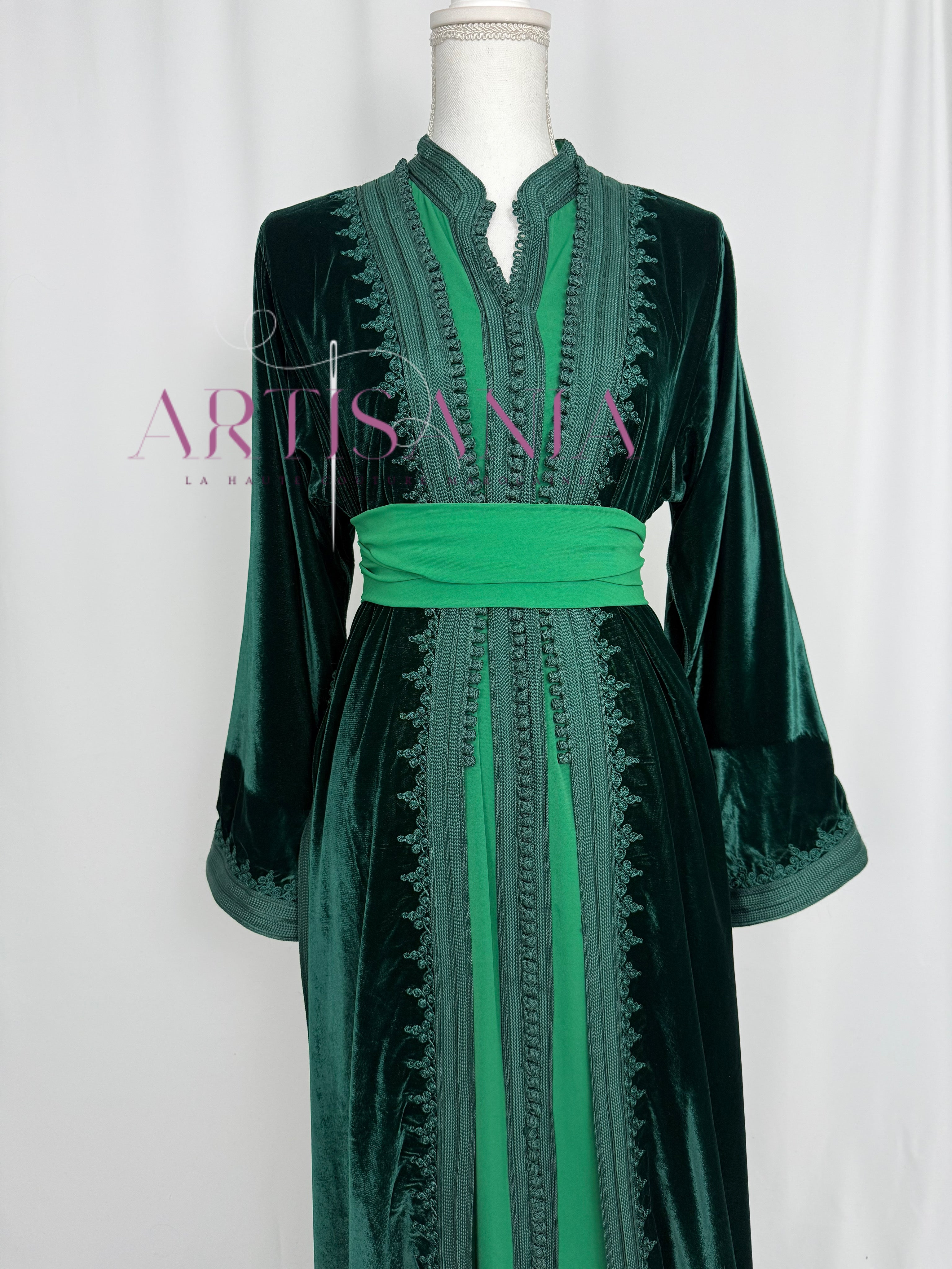 Takchita marocaine en velours - modèle Khouloud 🪡