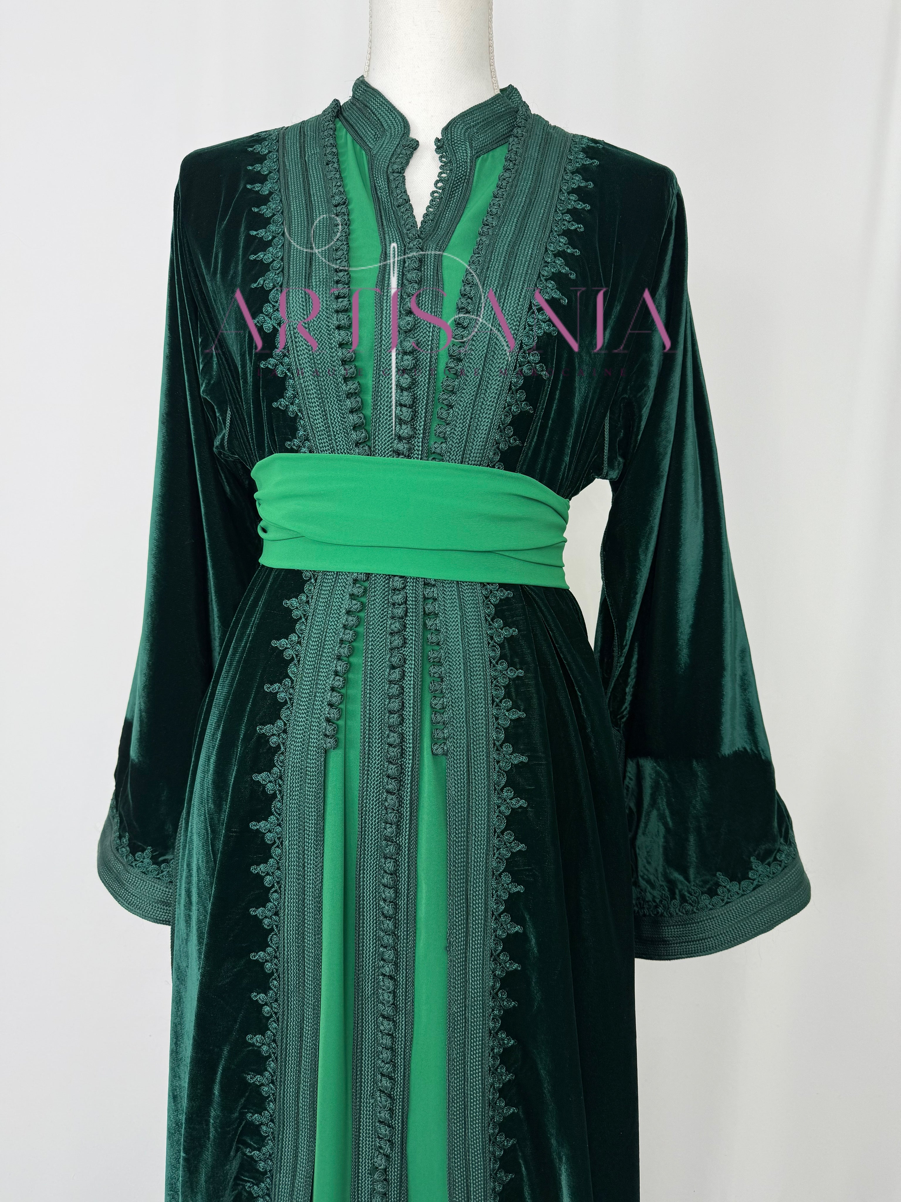 Takchita marocaine en velours - modèle Khouloud 🪡