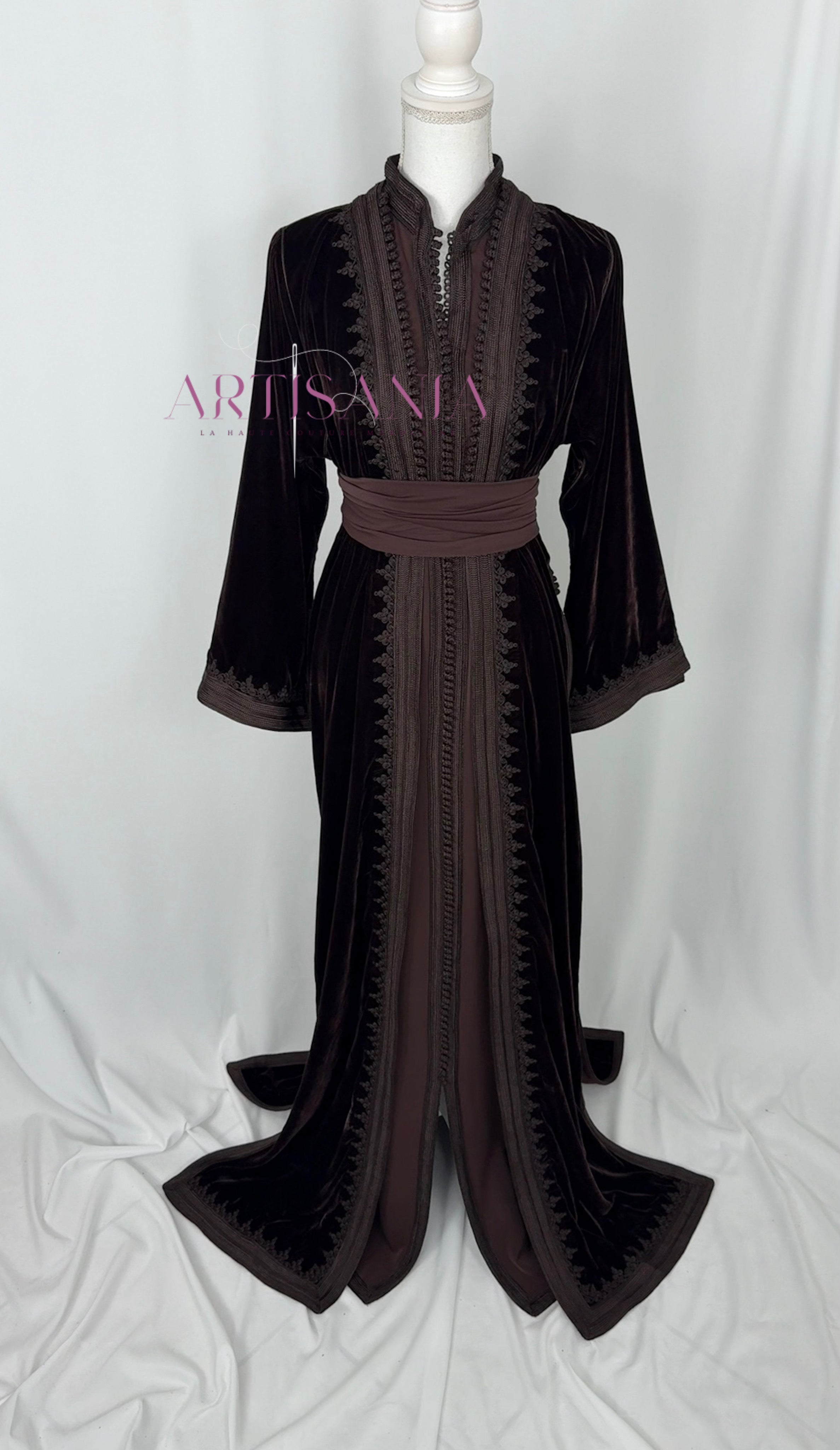 Takchita marocaine en velours - modèle Khouloud 🪡