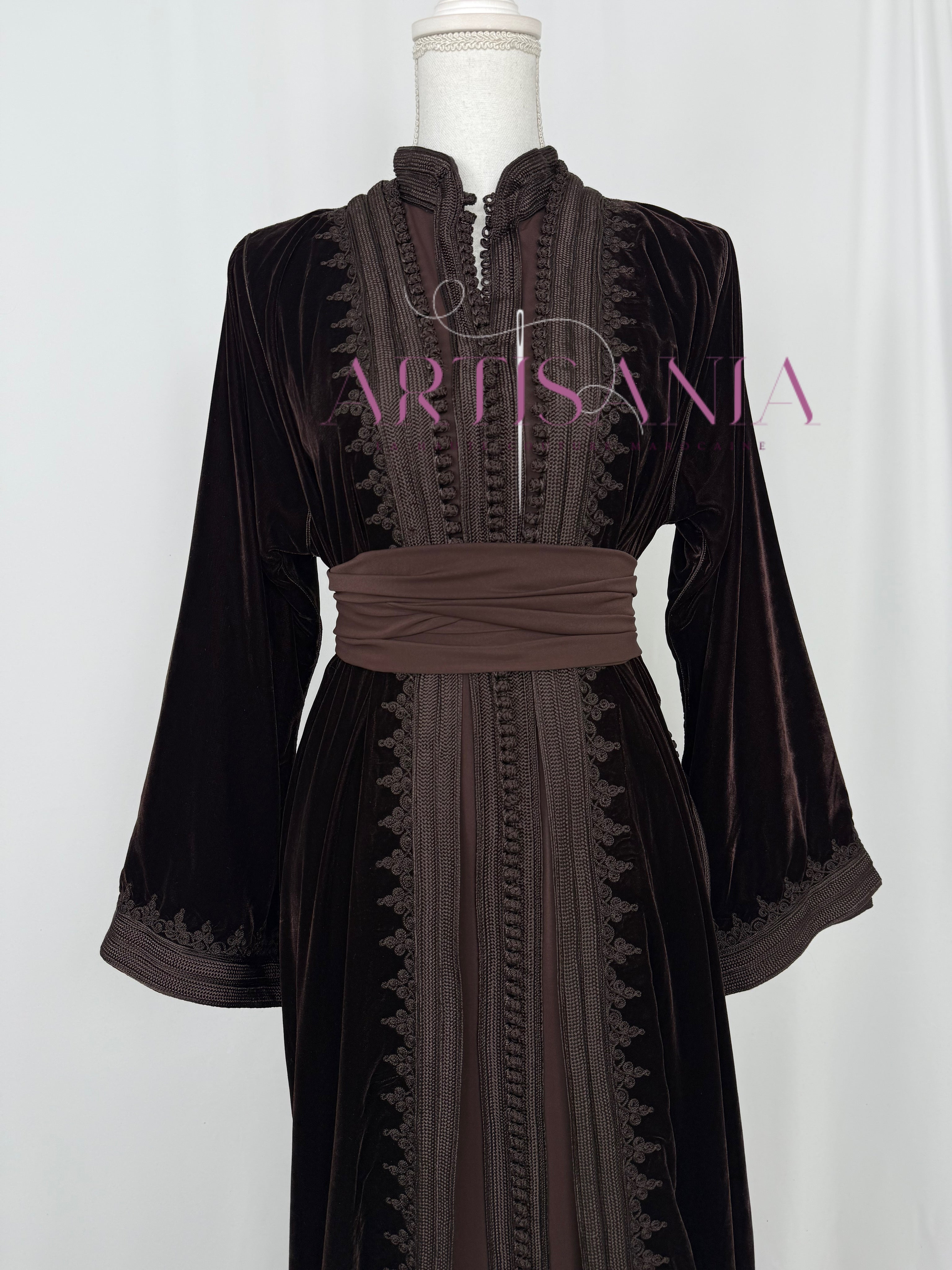 Takchita marocaine en velours - modèle Khouloud 🪡