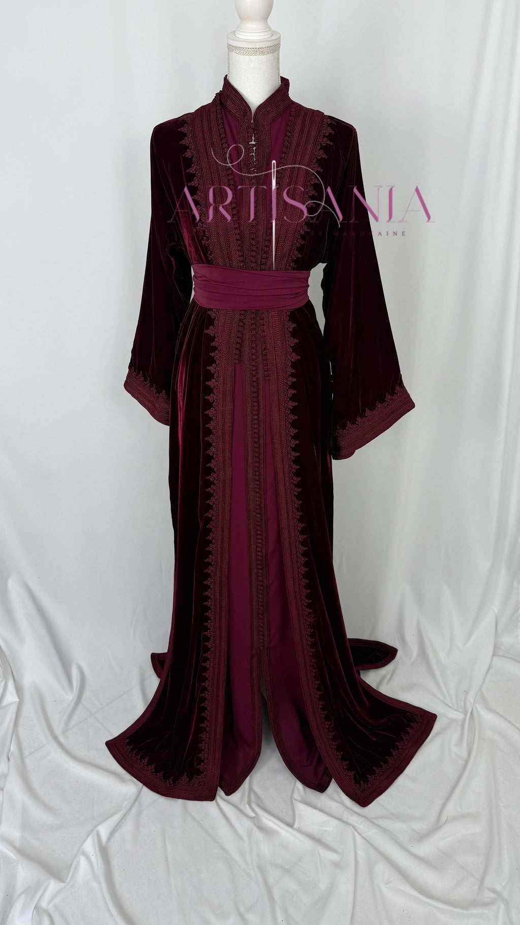 Takchita marocaine en velours - modèle Khouloud 🪡