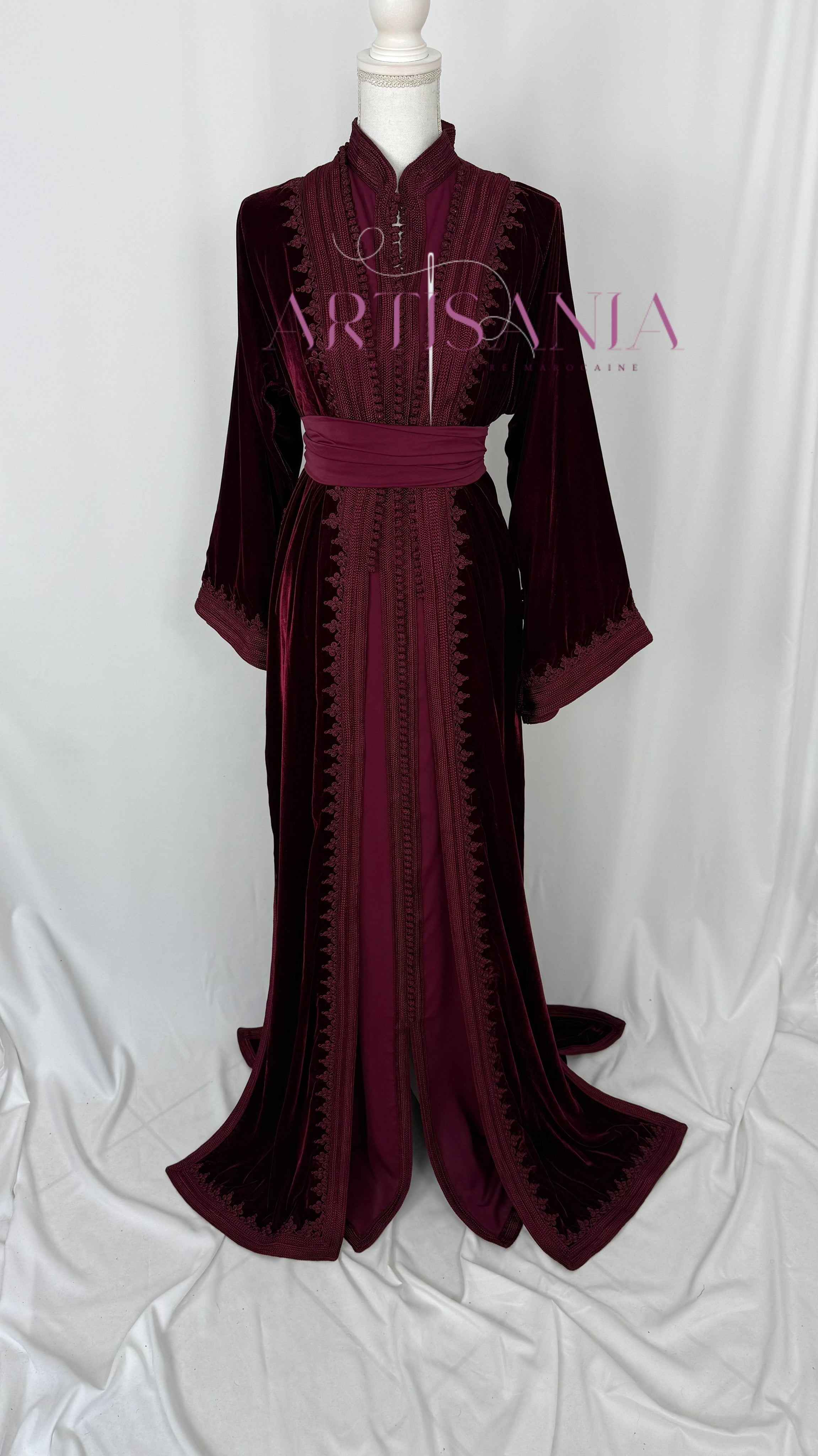 Takchita marocaine en velours - modèle Khouloud 🪡