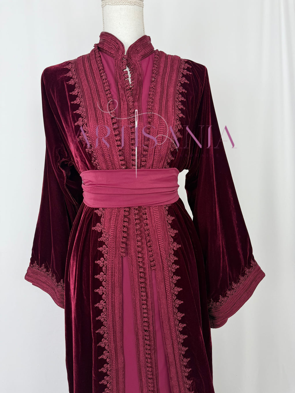 Takchita marocaine en velours - modèle Khouloud 🪡