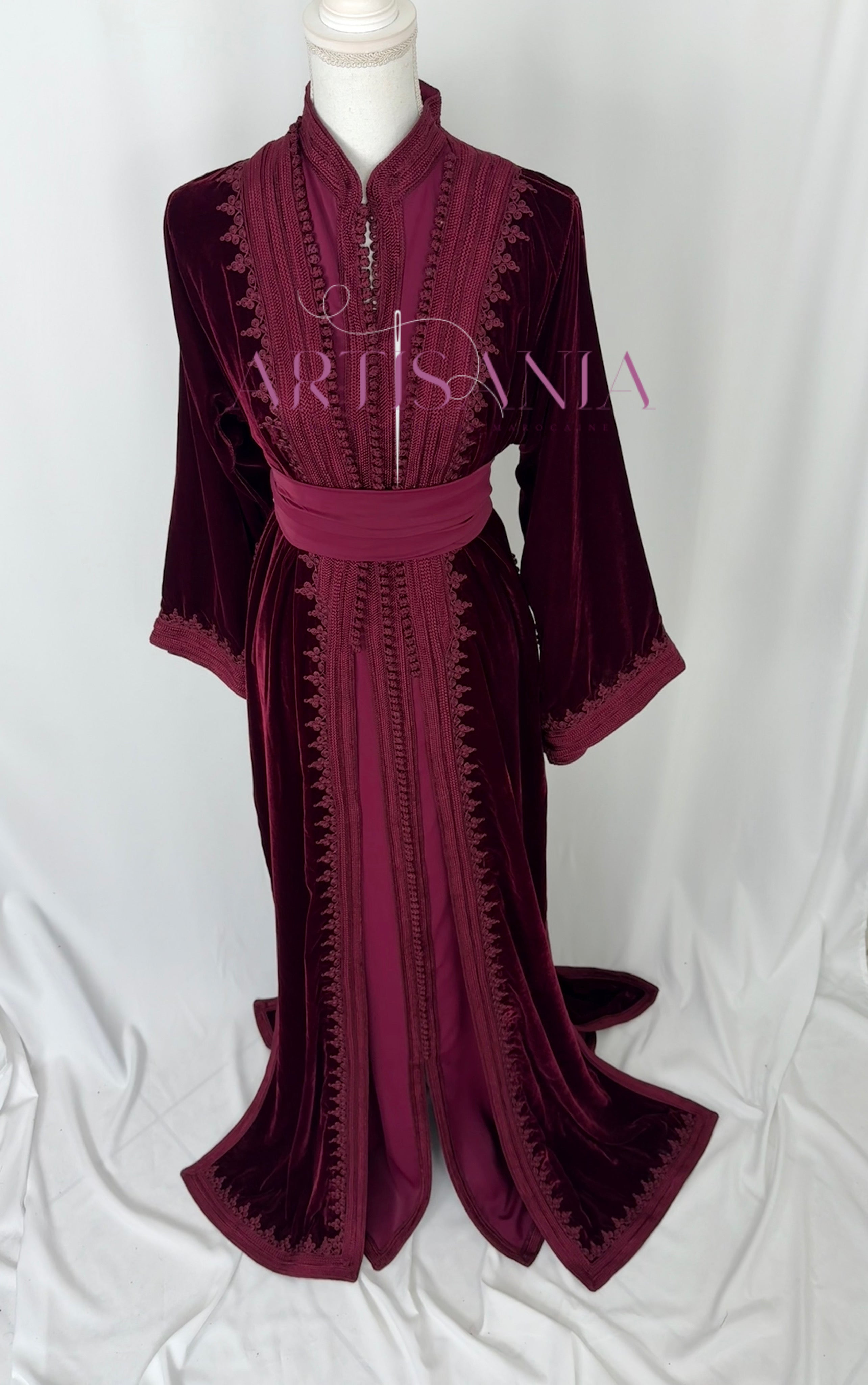 Takchita marocaine en velours - modèle Khouloud 🪡