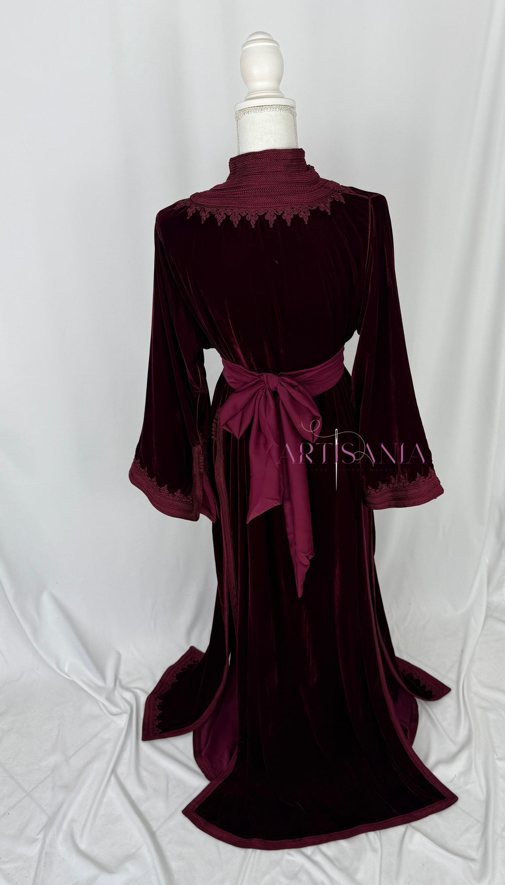 Takchita marocaine en velours - modèle Khouloud 🪡