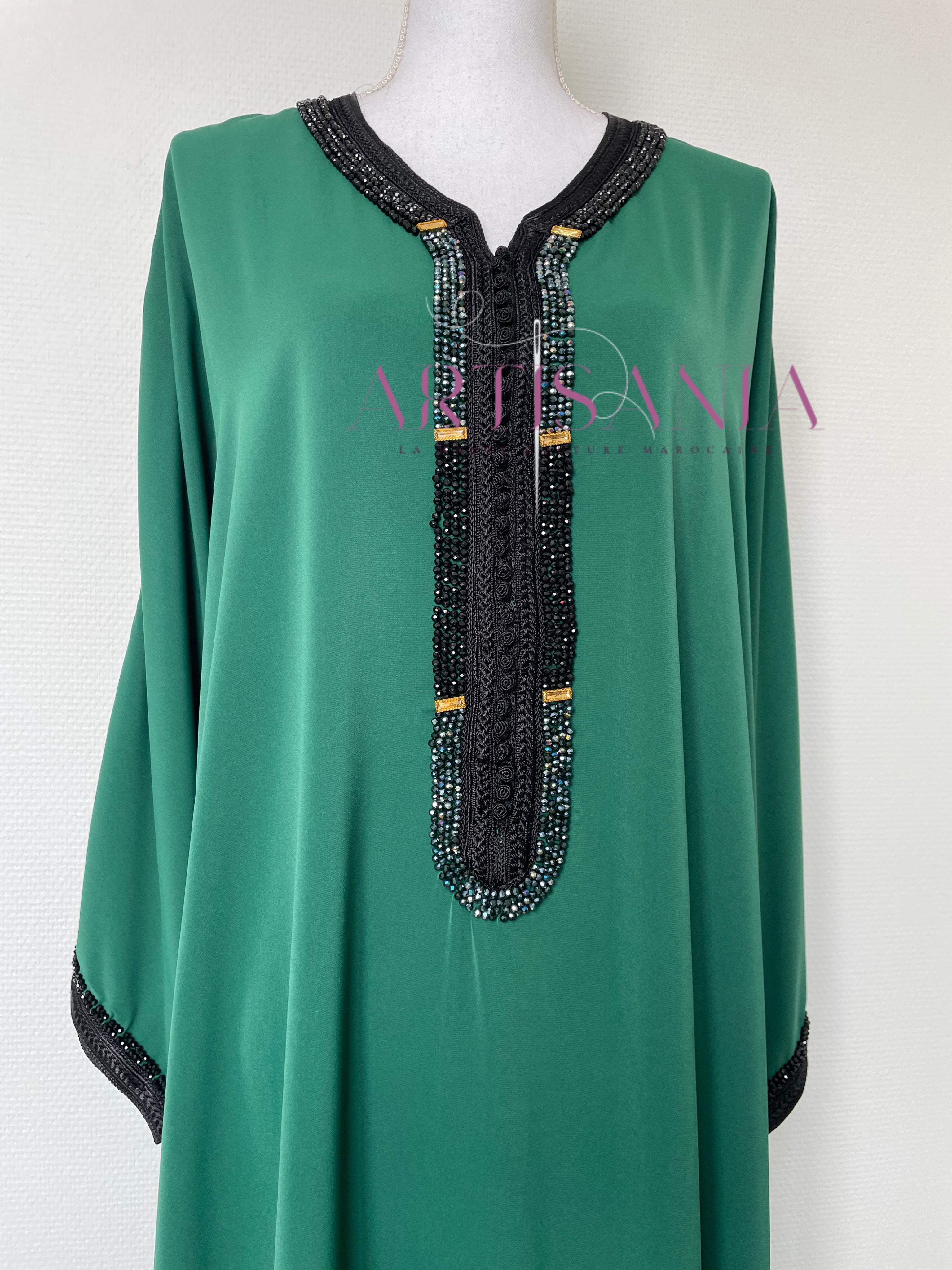 Gandoura faite main avec perles – Collection Loubna 🖤✨