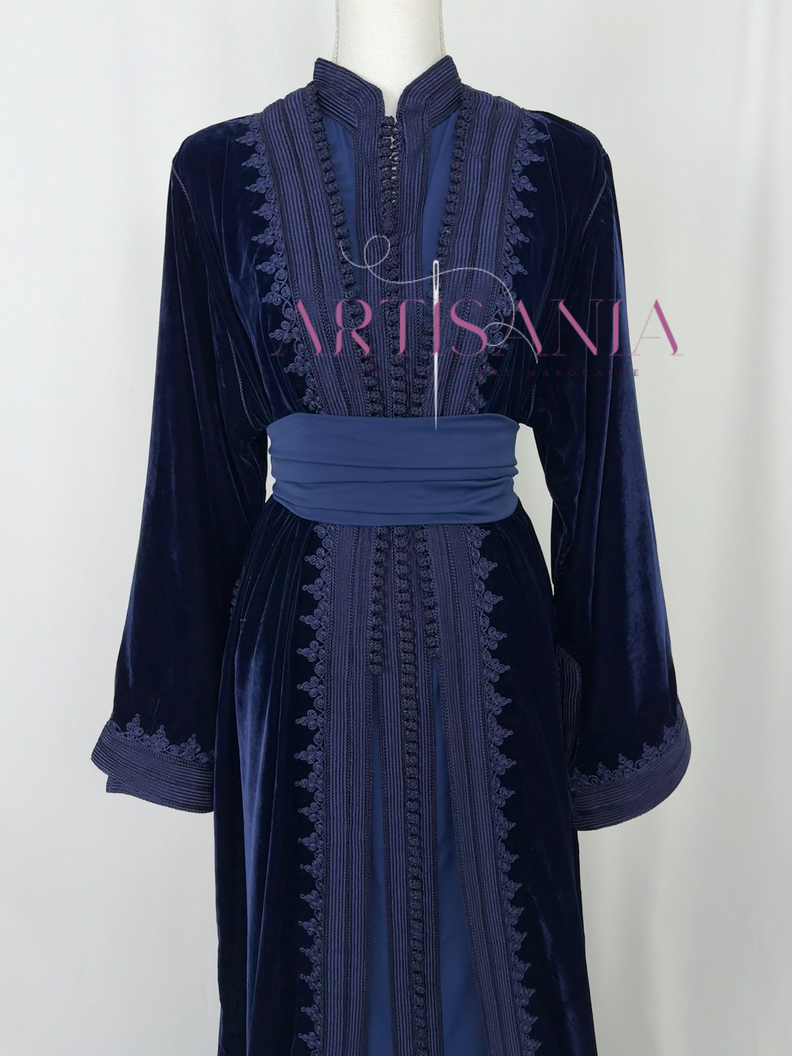 Takchita marocaine en velours - modèle Khouloud 🪡