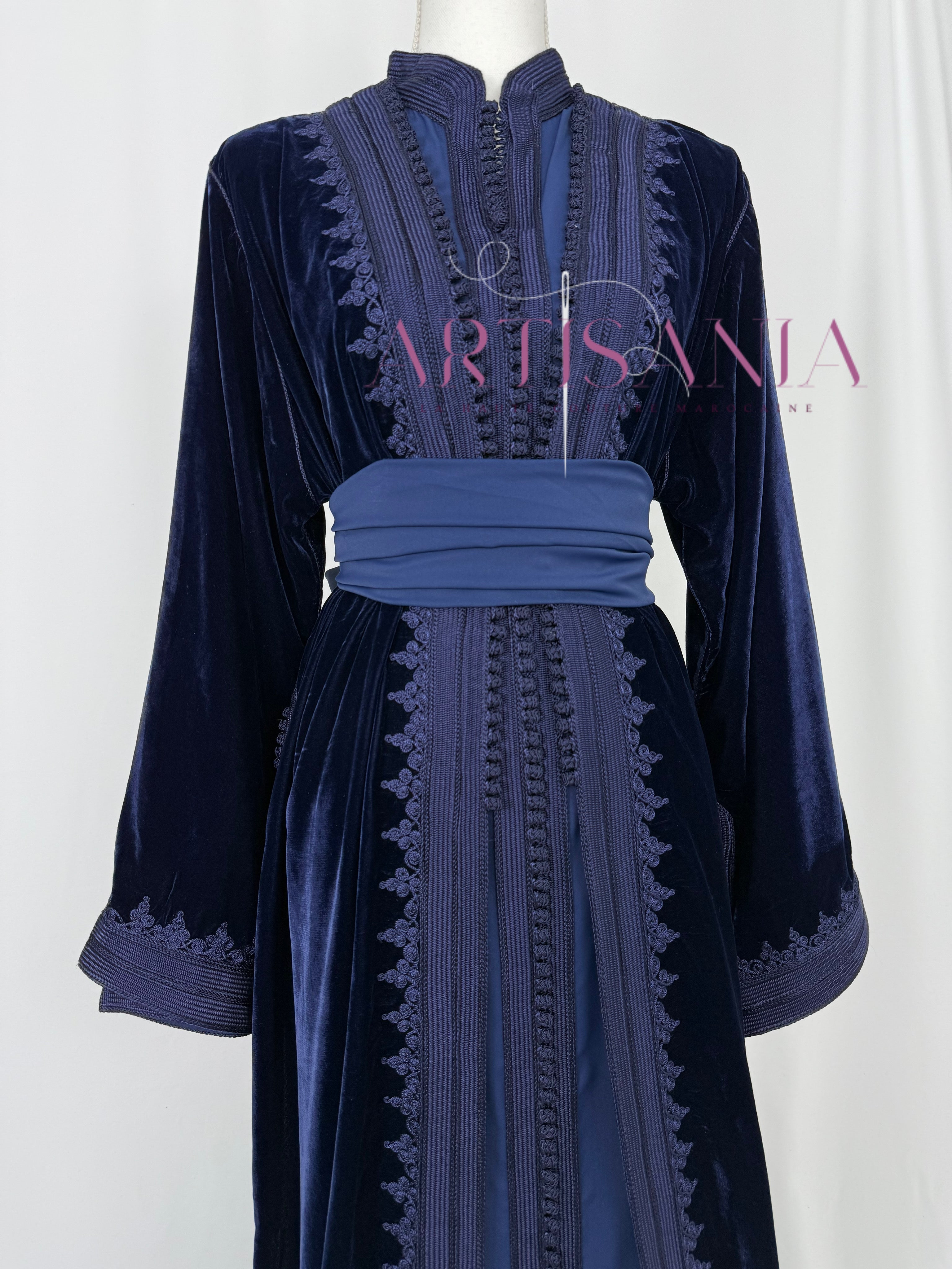 Takchita marocaine en velours - modèle Khouloud 🪡