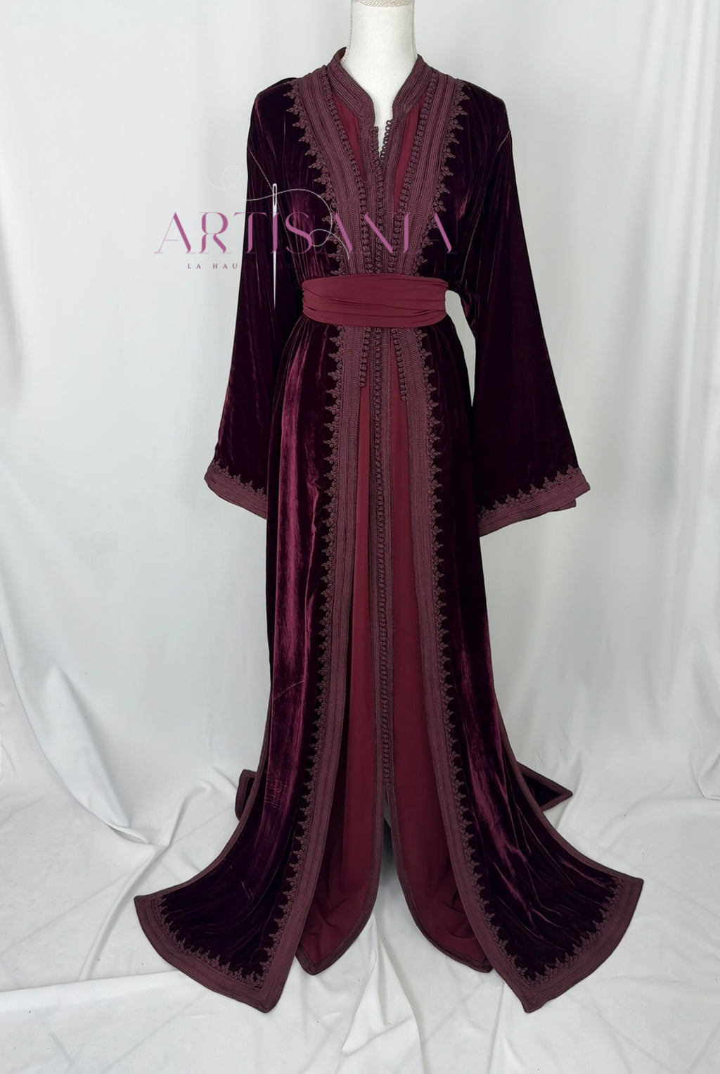 Takchita marocaine en velours - modèle Khouloud 🪡