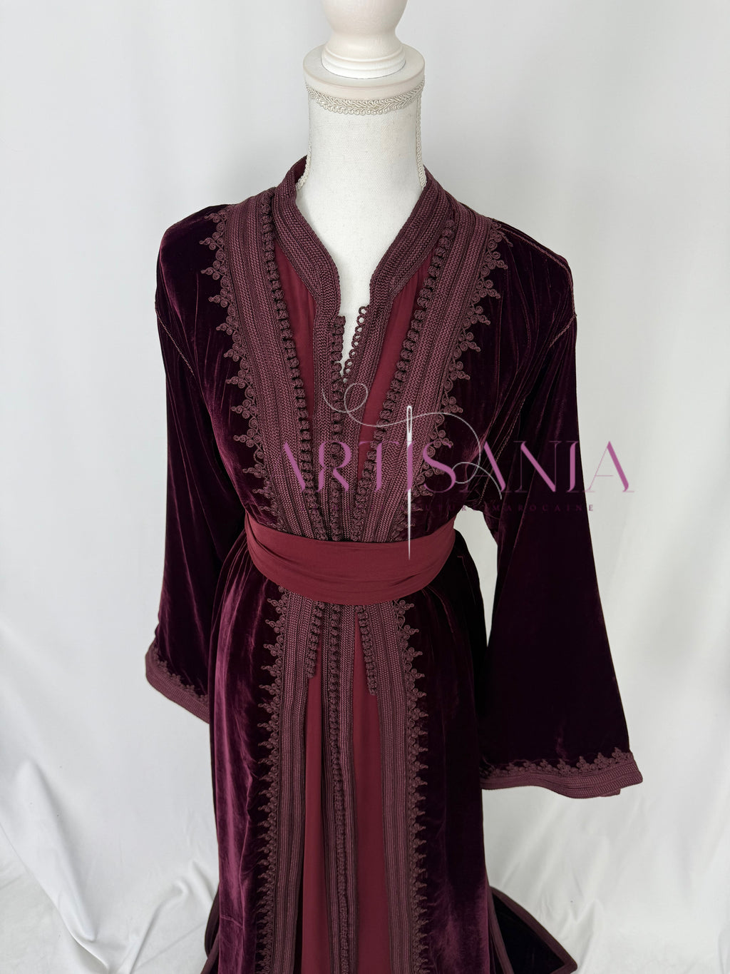 Takchita marocaine en velours - modèle Khouloud 🪡