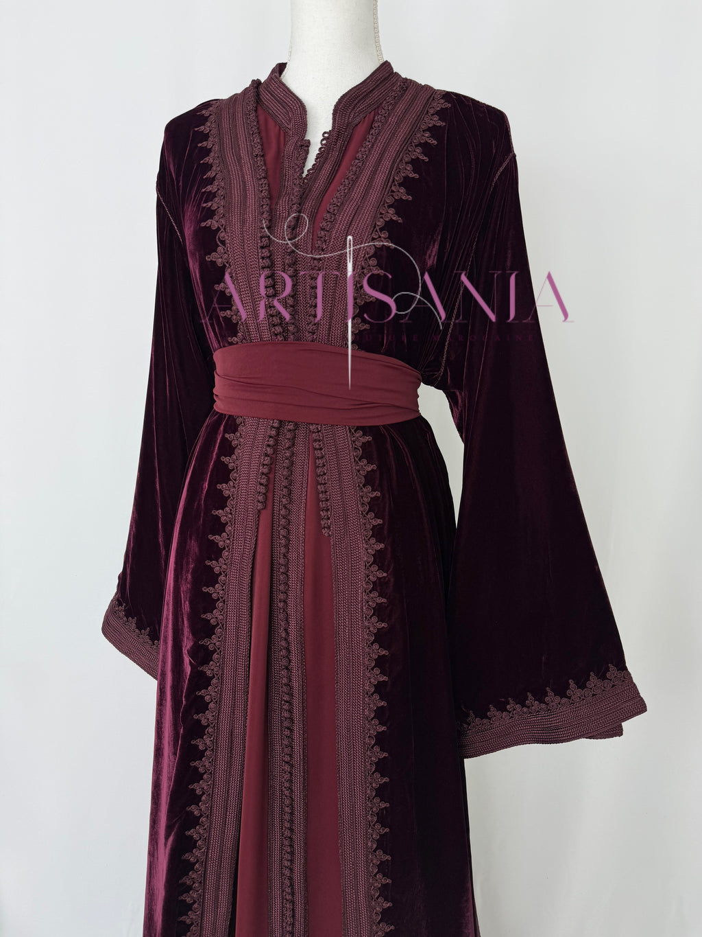 Takchita marocaine en velours - modèle Khouloud 🪡