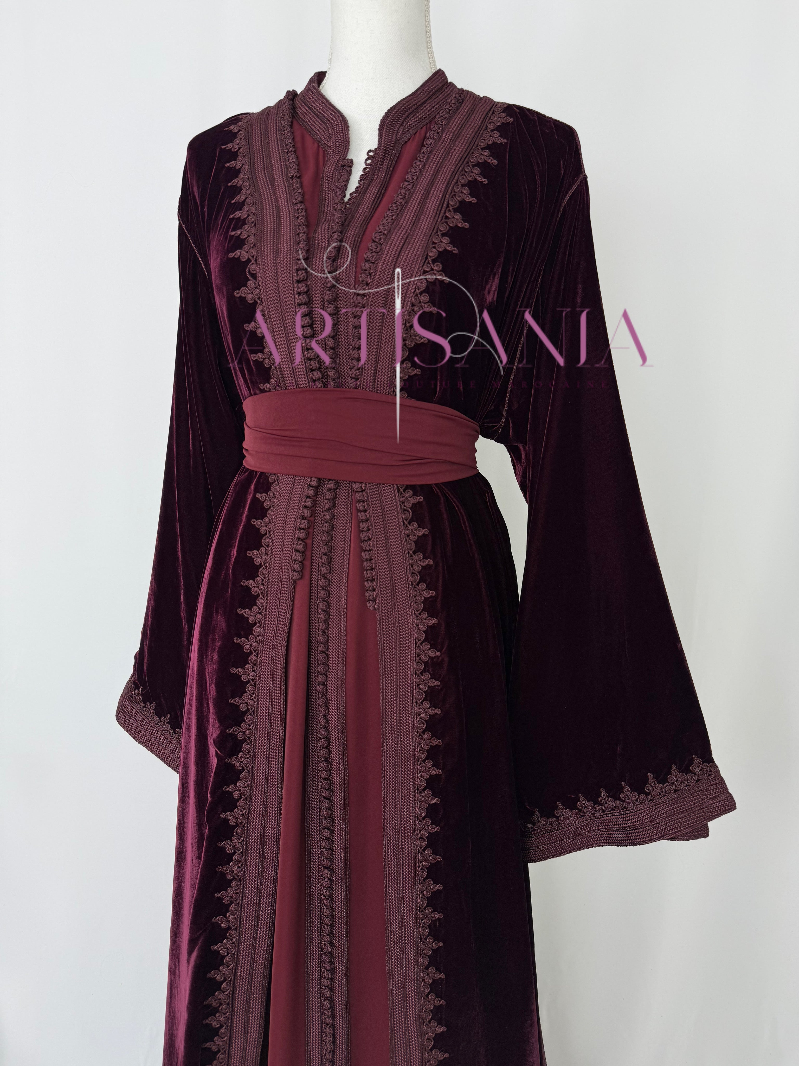 Takchita marocaine en velours - modèle Khouloud 🪡