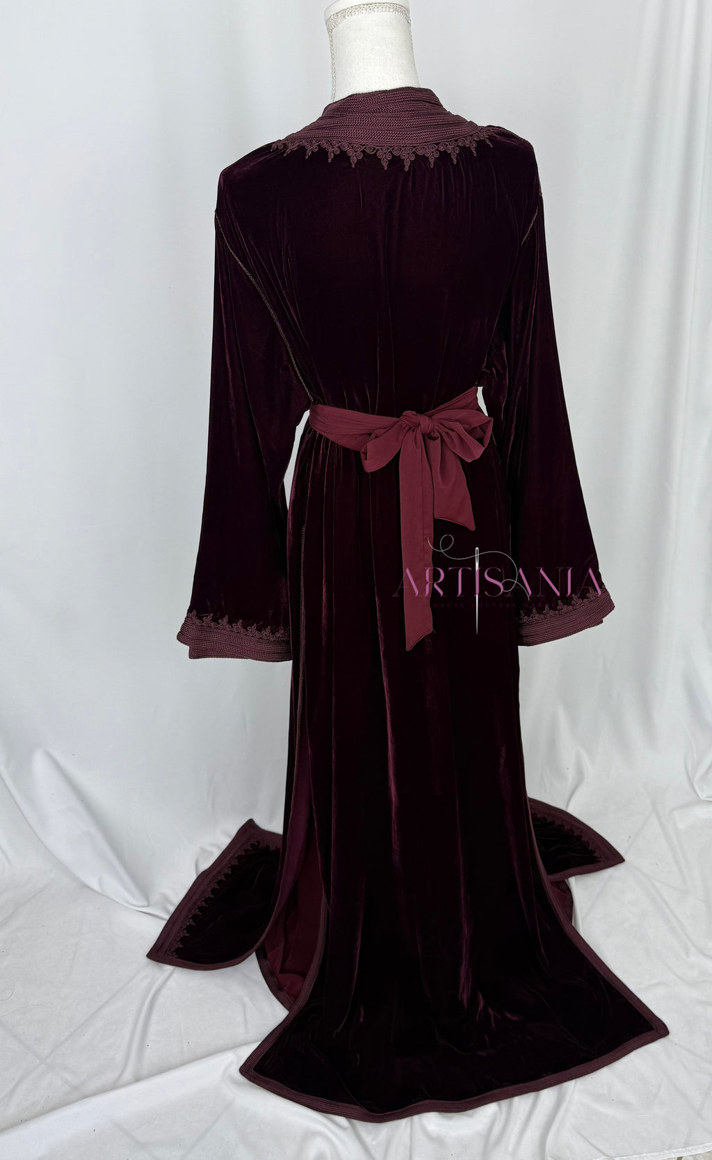 Takchita marocaine en velours - modèle Khouloud 🪡