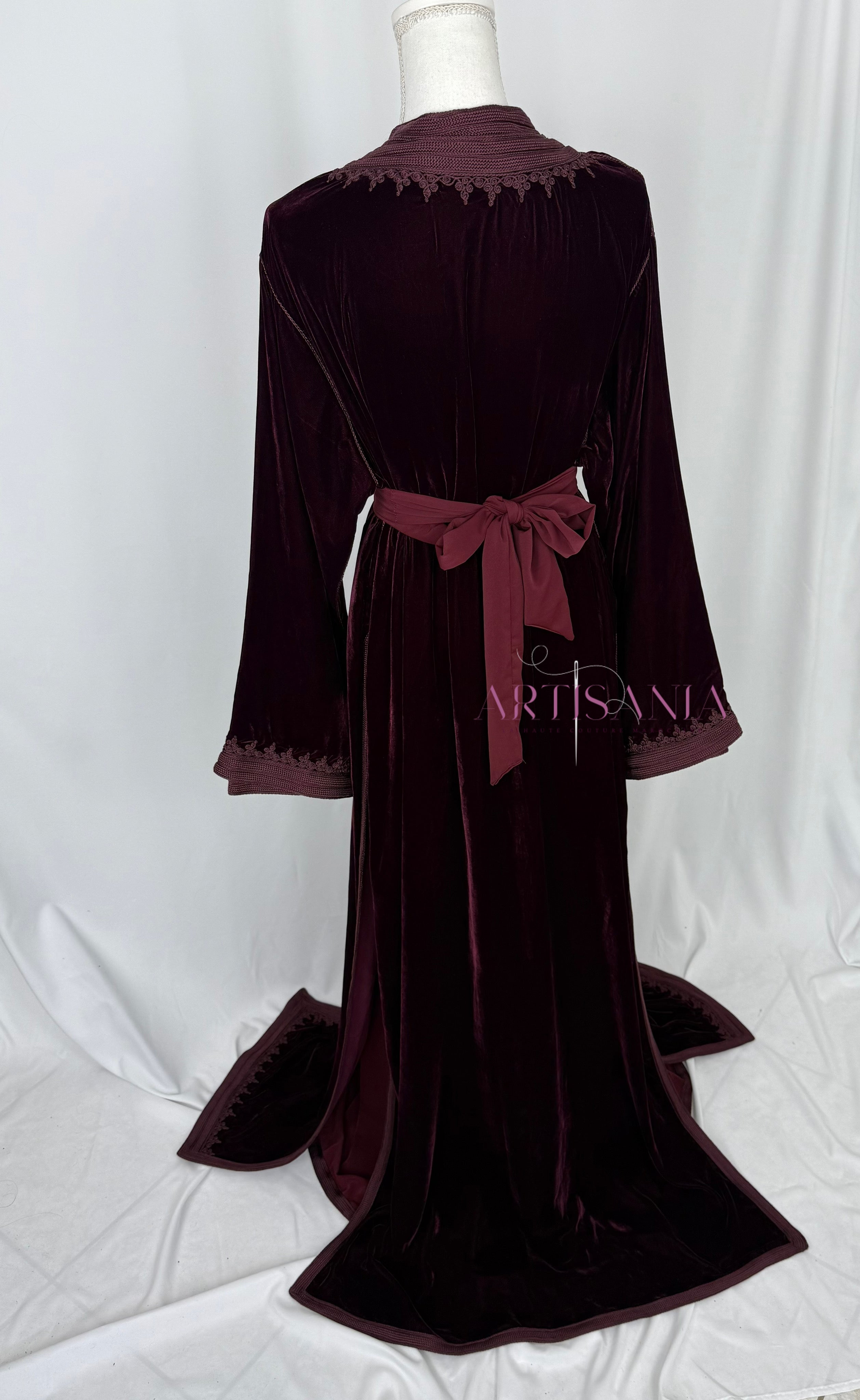 Takchita marocaine en velours - modèle Khouloud 🪡