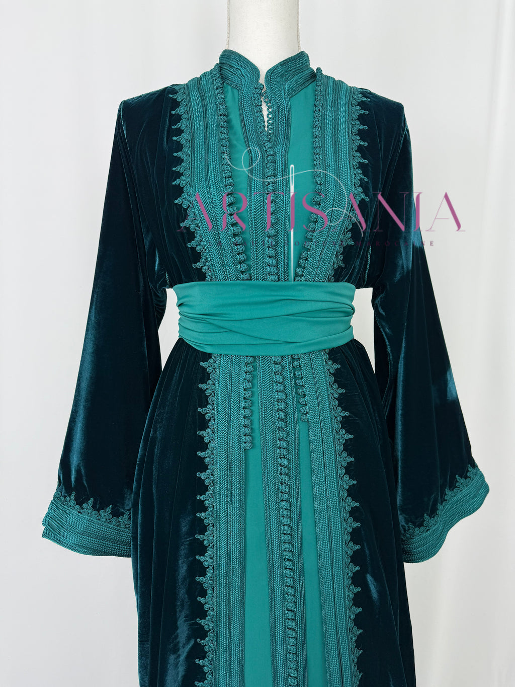 Takchita marocaine en velours - modèle Khouloud 🪡