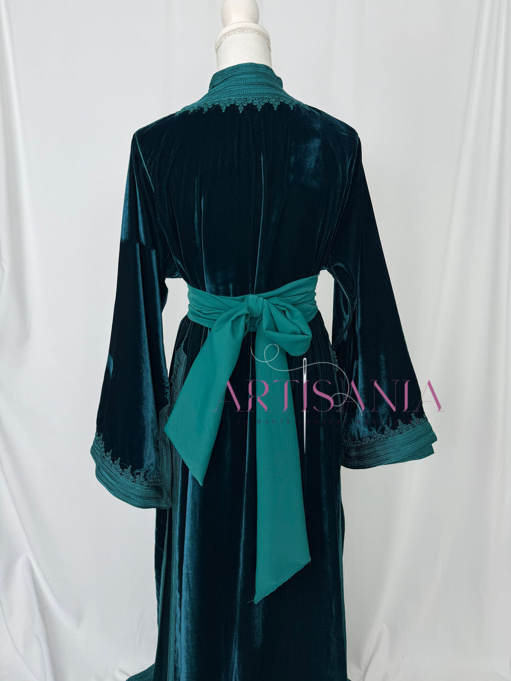 Takchita marocaine en velours - modèle Khouloud 🪡