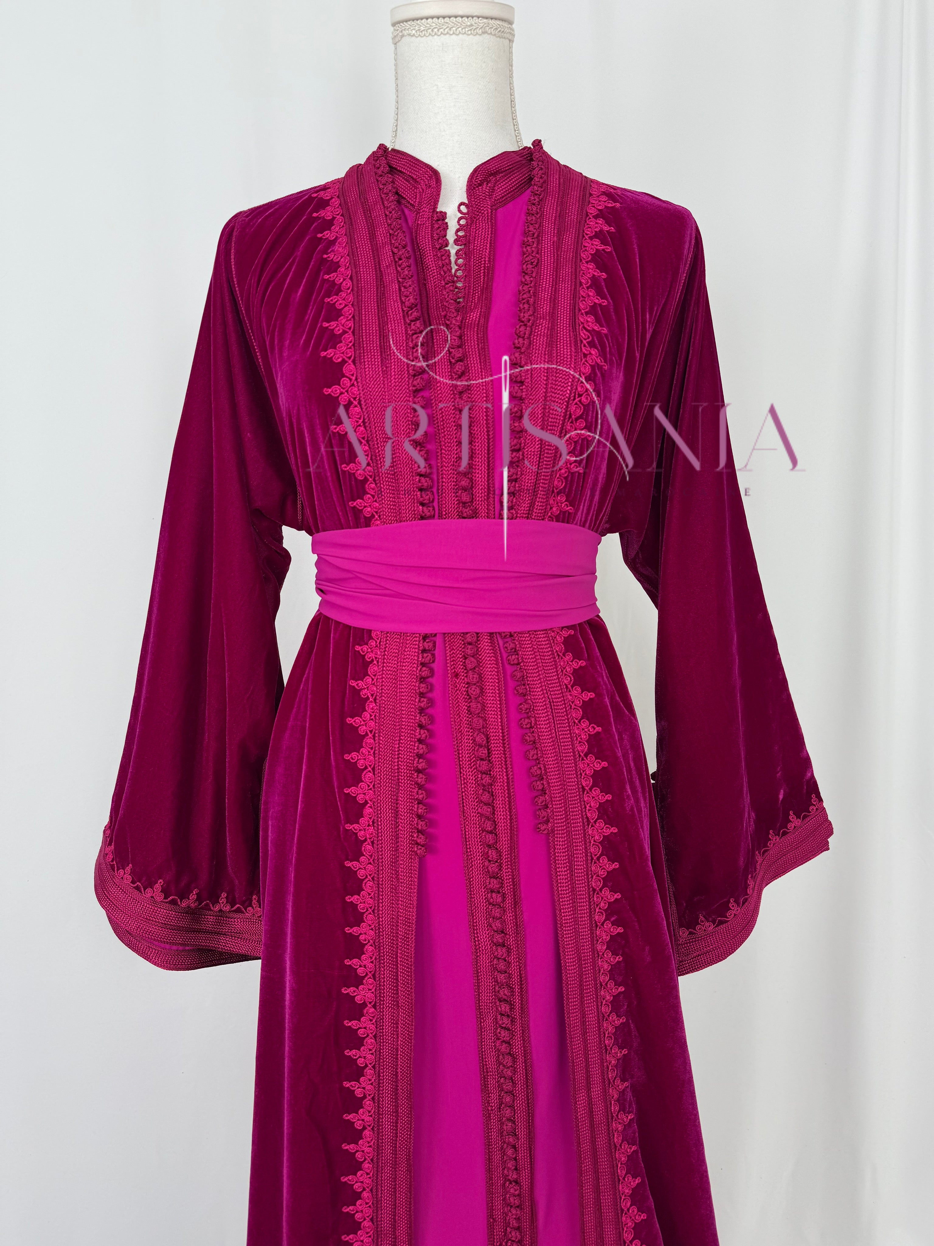 Takchita marocaine en velours - modèle Khouloud 🪡