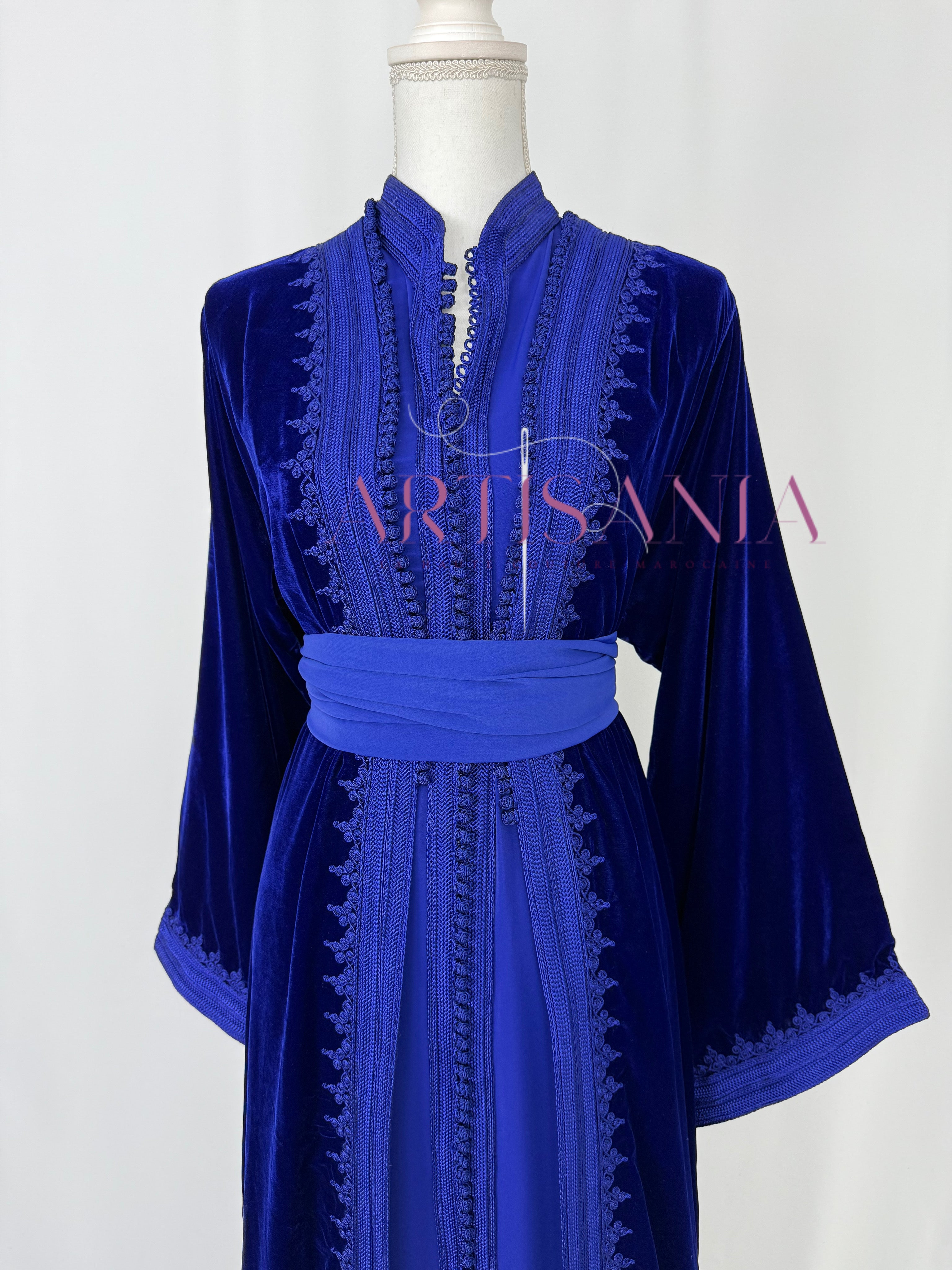 Takchita marocaine en velours - modèle Khouloud 🪡