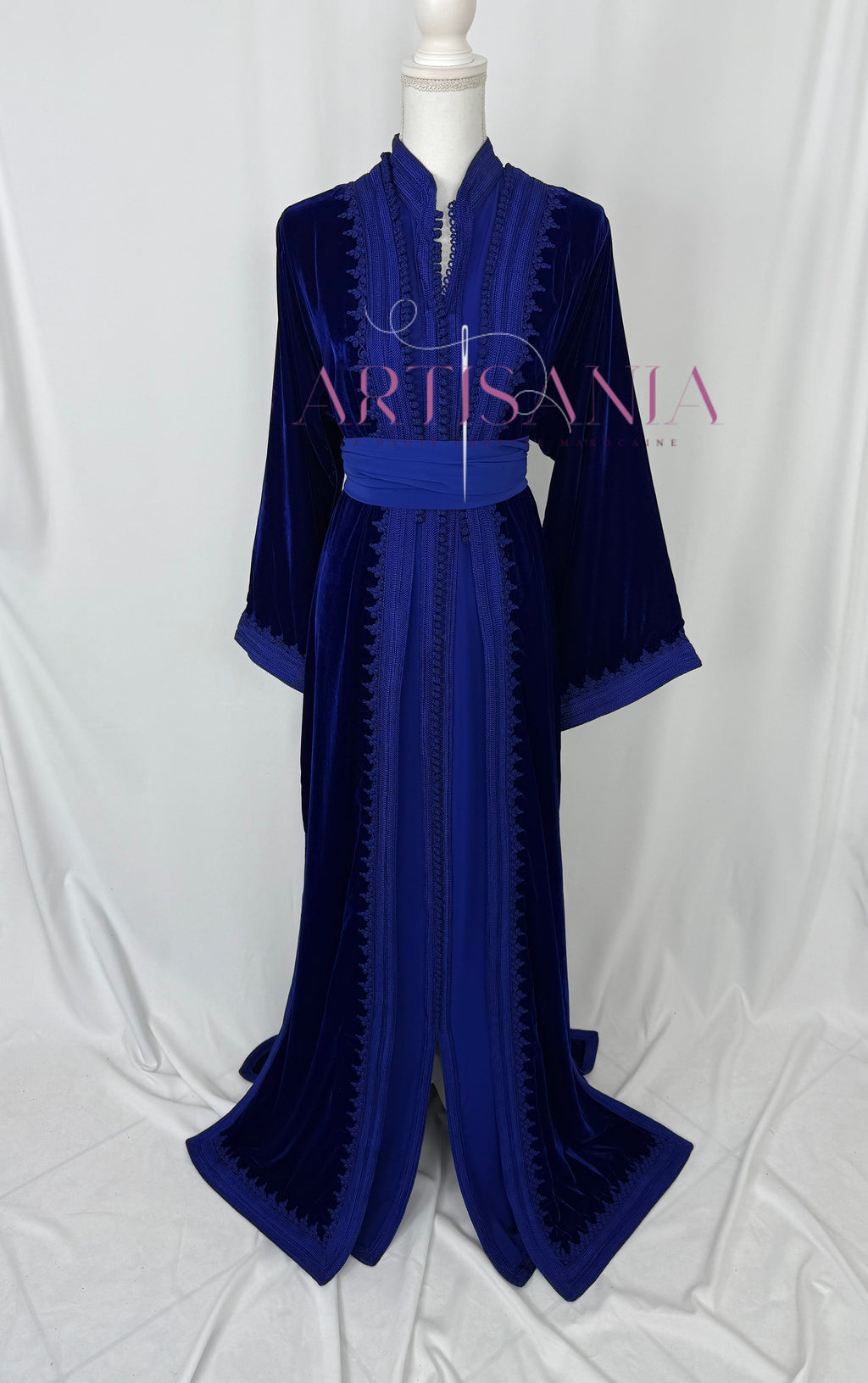 Takchita marocaine en velours - modèle Khouloud 🪡