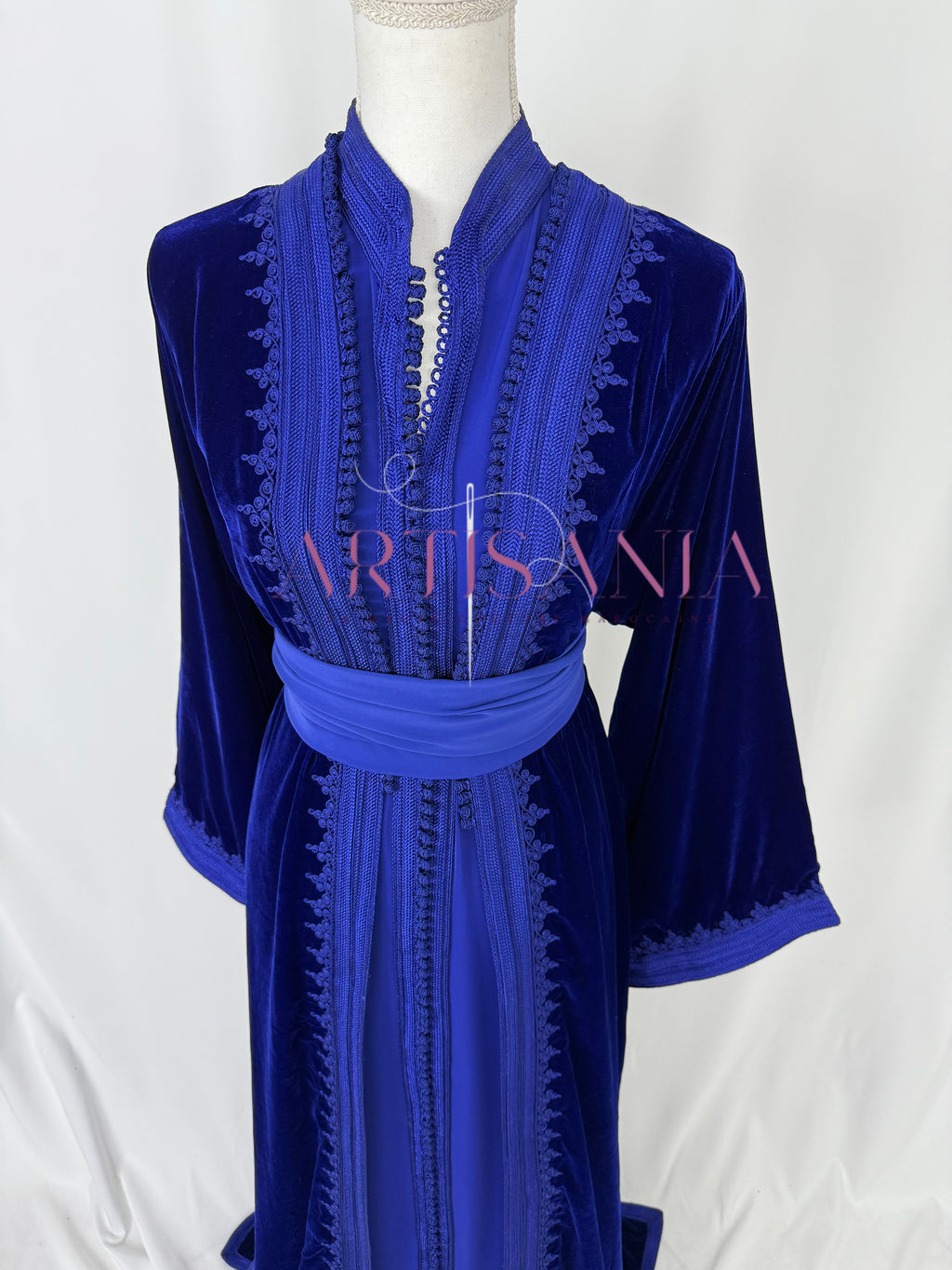 Takchita marocaine en velours - modèle Khouloud 🪡