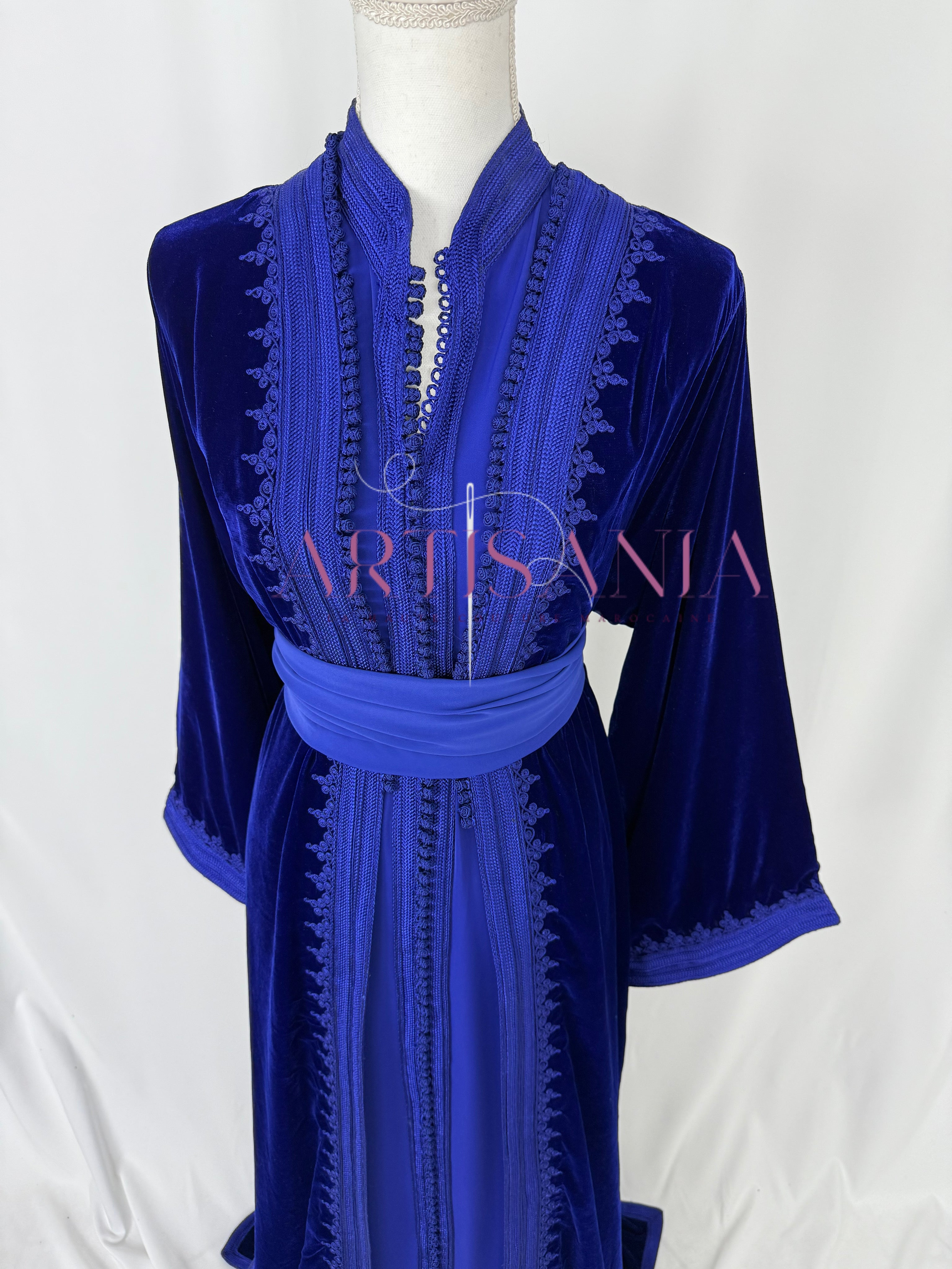 Takchita marocaine en velours - modèle Khouloud 🪡