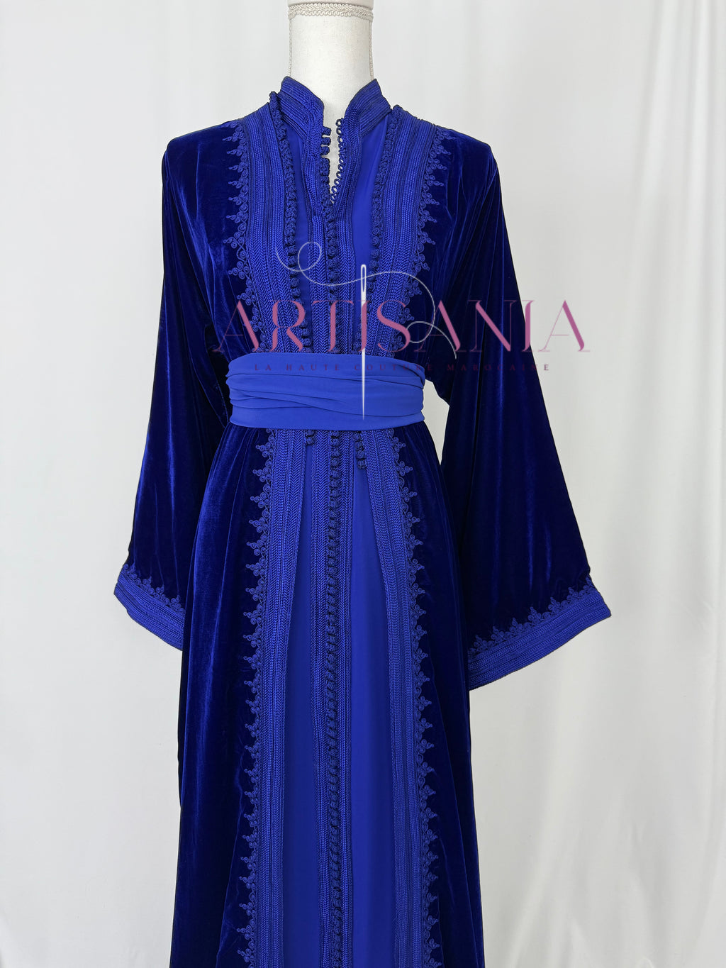 Takchita marocaine en velours - modèle Khouloud 🪡