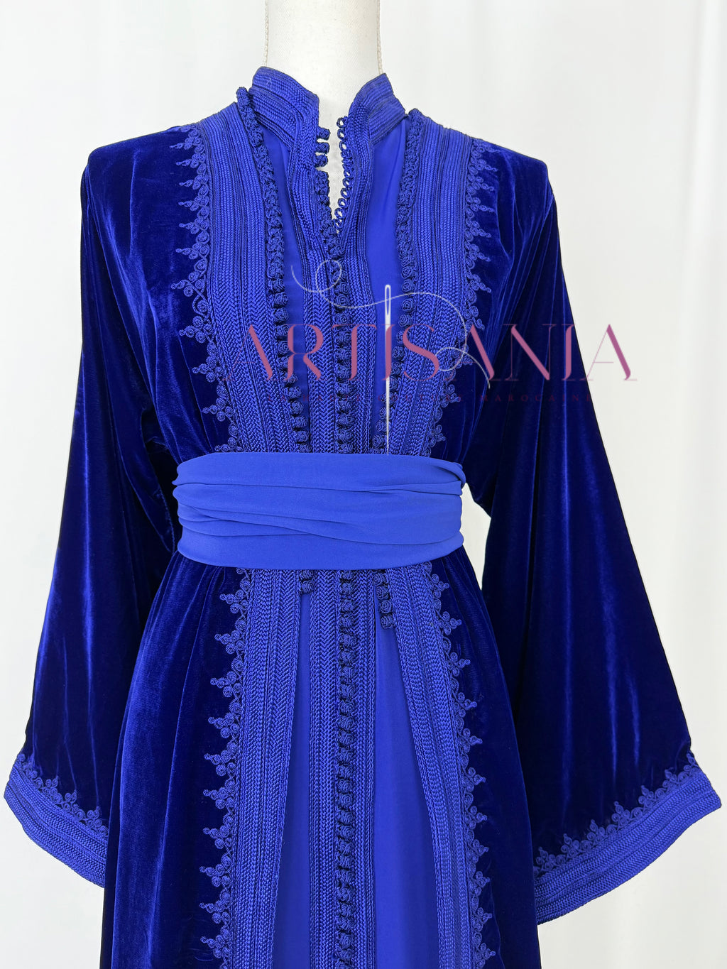 Takchita marocaine en velours - modèle Khouloud 🪡