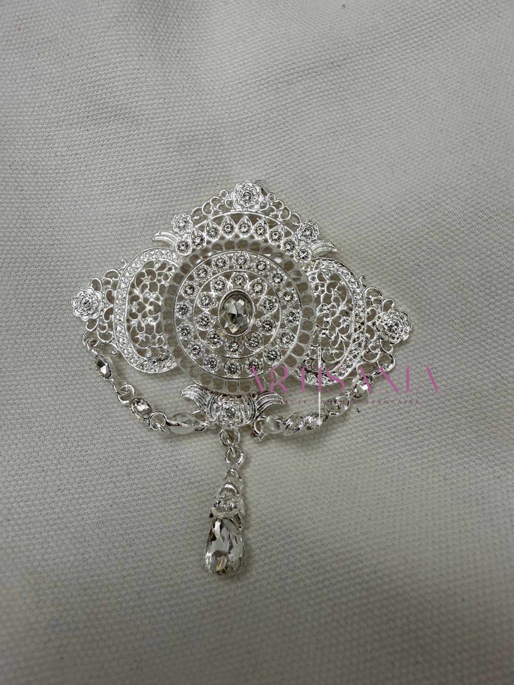 Broches pour accompagner vos tenues - argentées