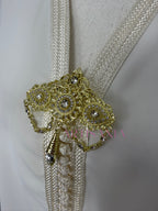 Broches pour accompagner vos tenues - dorées