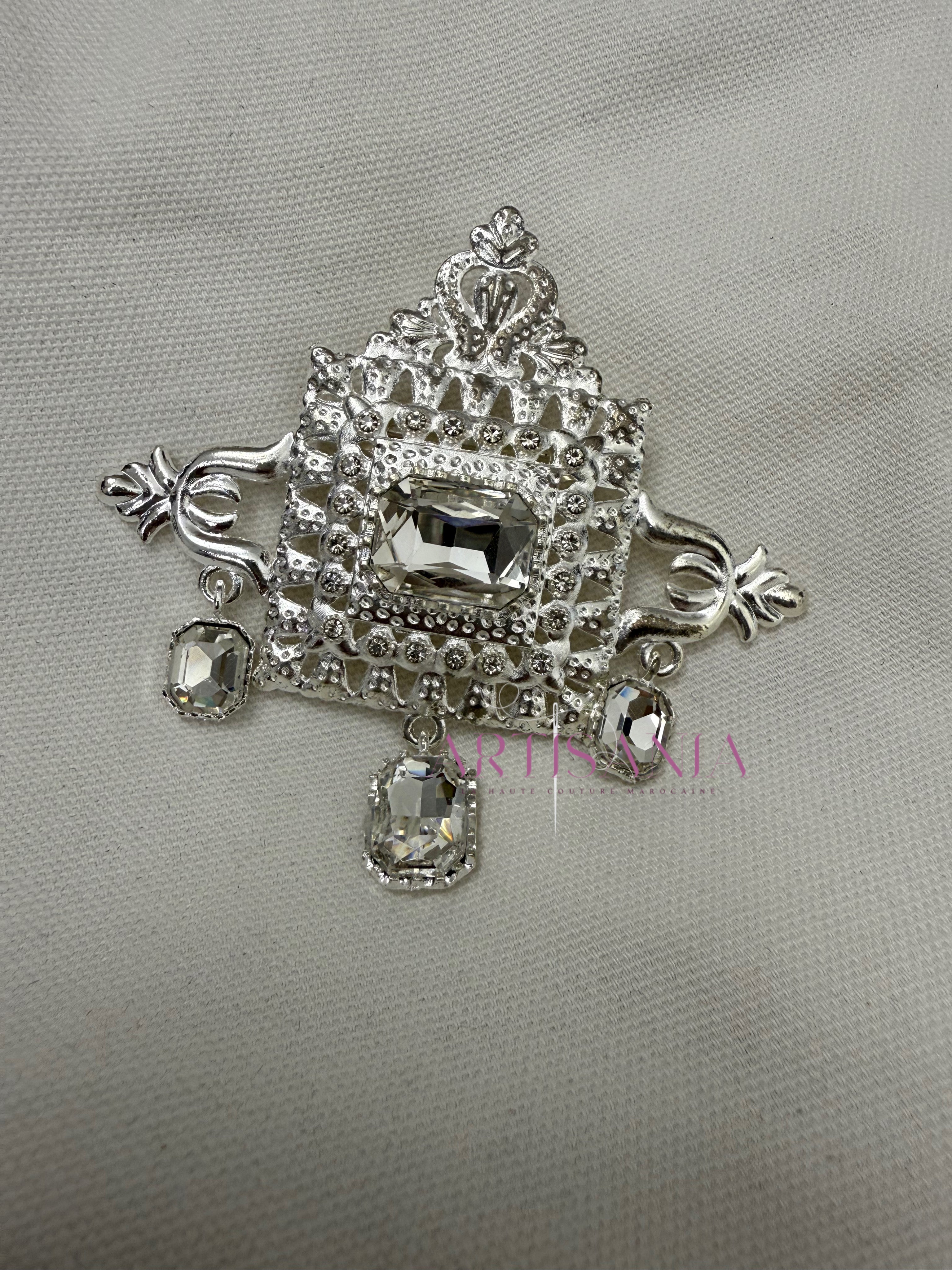 Broches pour accompagner vos tenues - argentées