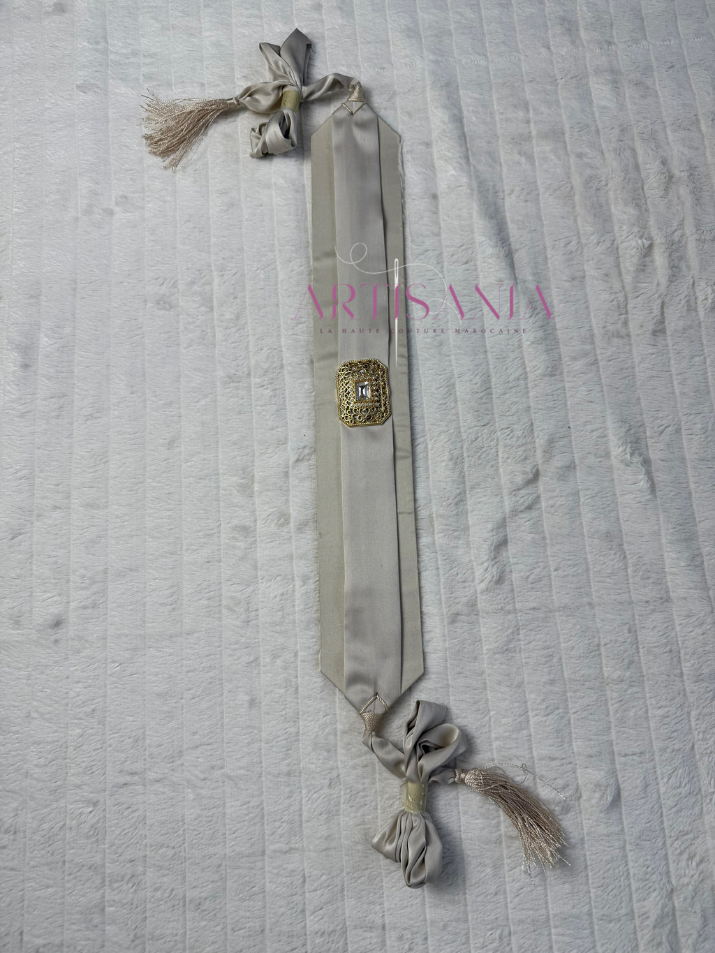 Nos ceintures en tissu avec broche ✨