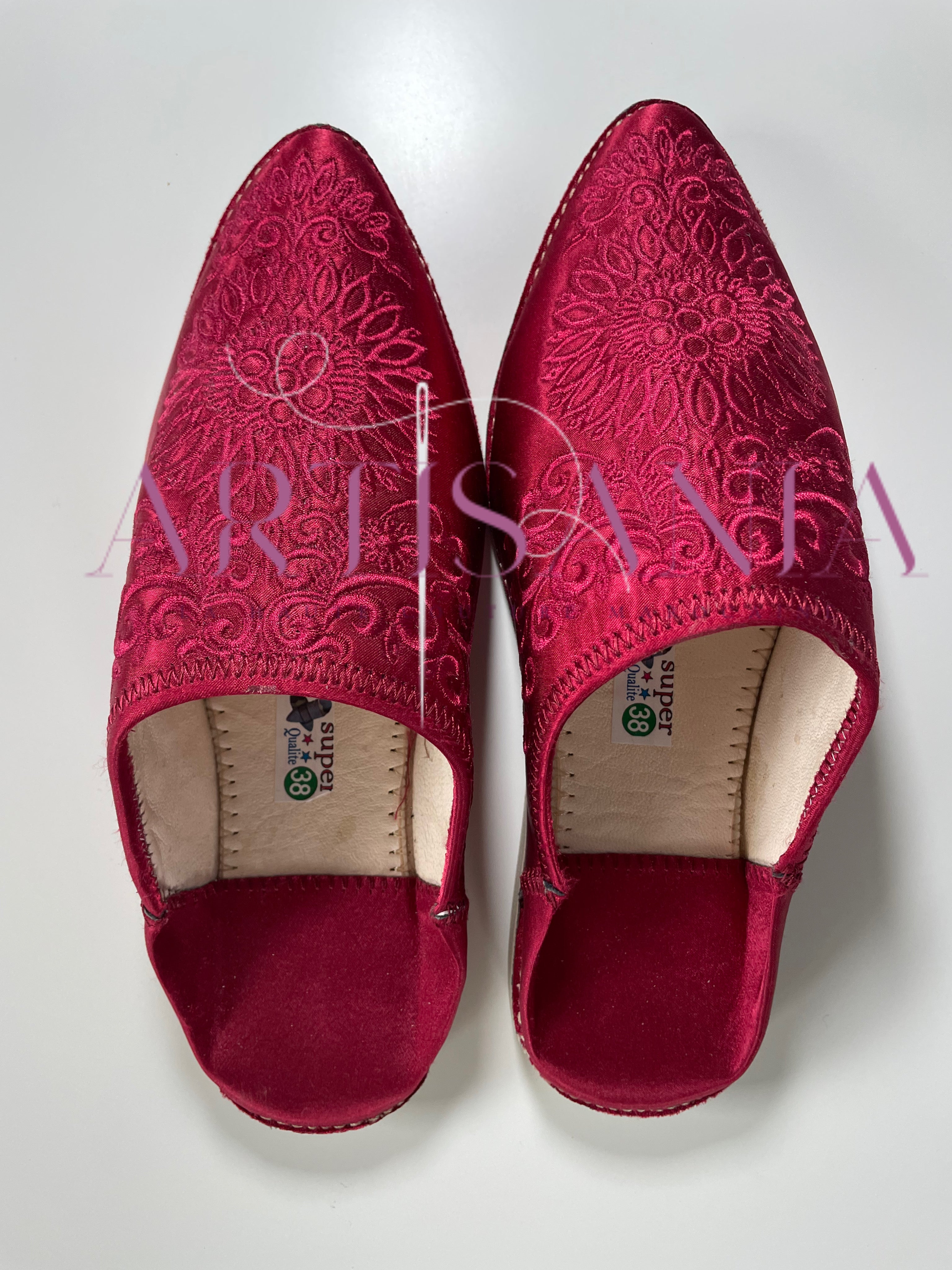 Babouche plate marocaine rouge - modèle Doriane