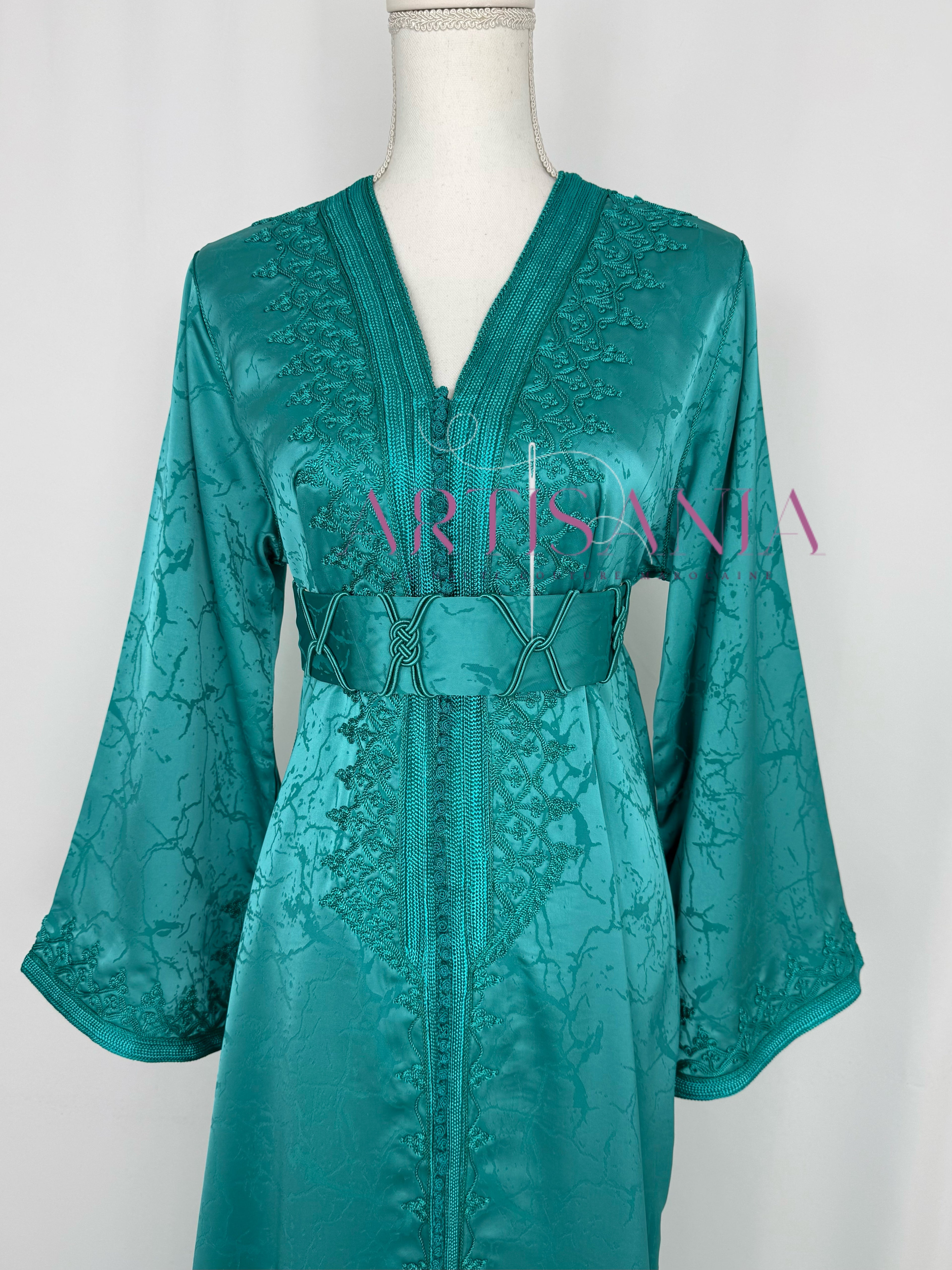 Caftan marocain modèle "Najwa" - tissu Kamkha collection Été 2026 ☀️