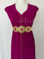 Caftan marocain avec cape modèle Ihsanne – Élégance et légèreté