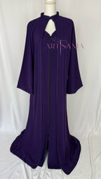 Caftan marocain avec cape modèle Ihsanne – Élégance et légèreté