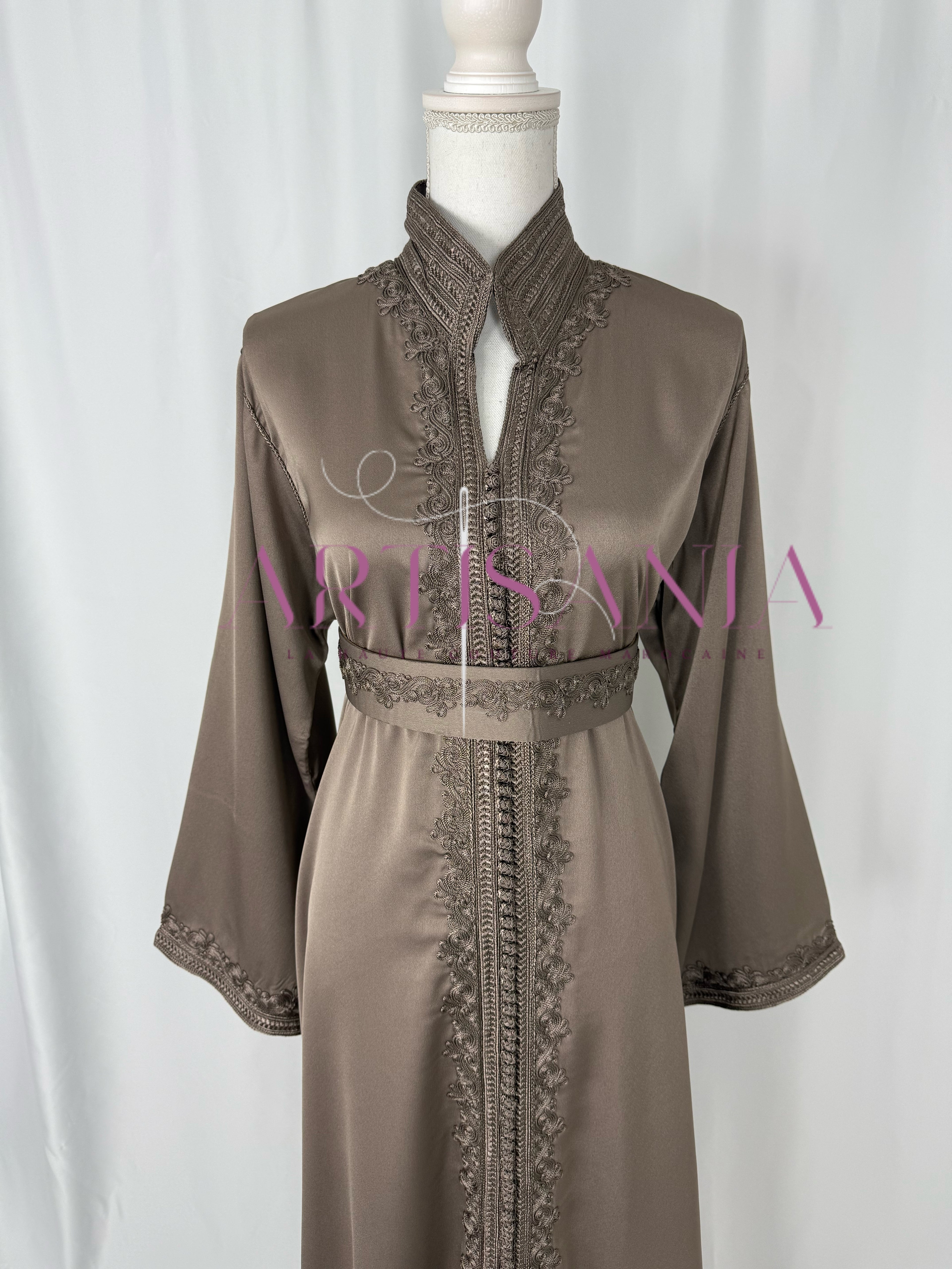 Caftan marocain  en drap de soie - modèle Nour🪡