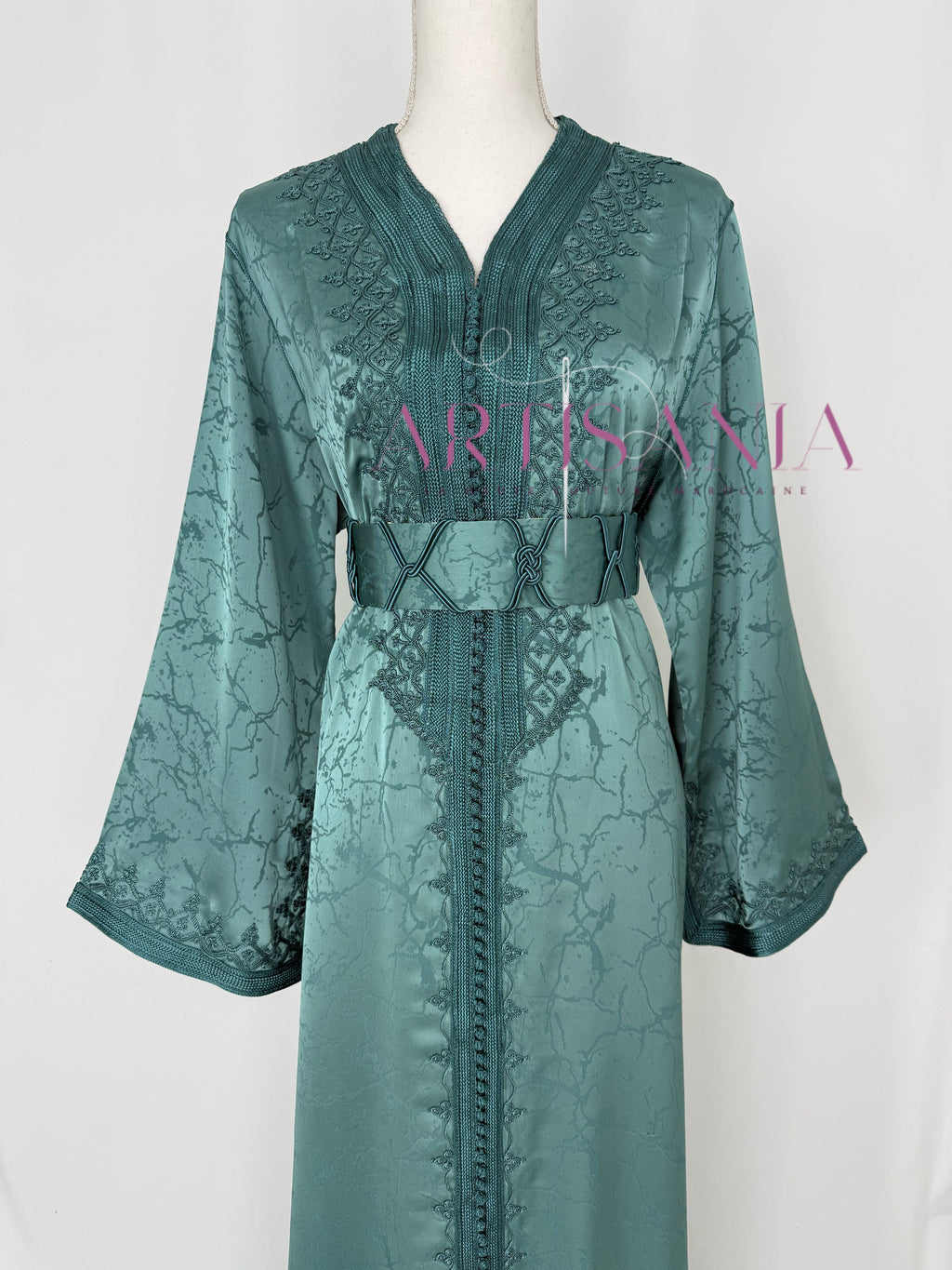 Caftan marocain modèle "Najwa" - tissu Kamkha collection Été 2026 ☀️
