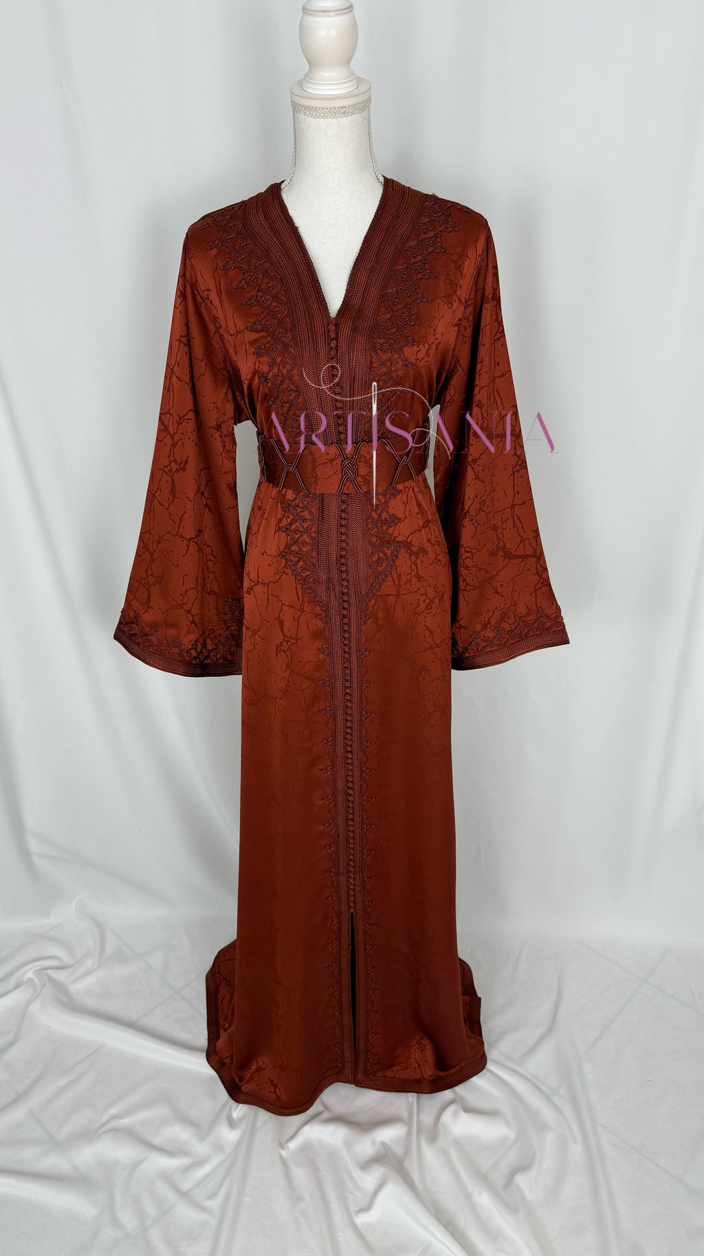 Caftan marocain modèle "Najwa" - tissu Kamkha collection Été 2026 ☀️