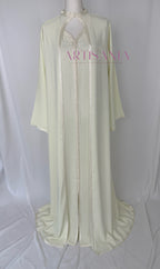Caftan marocain avec cape modèle Ihsanne – Élégance et légèreté