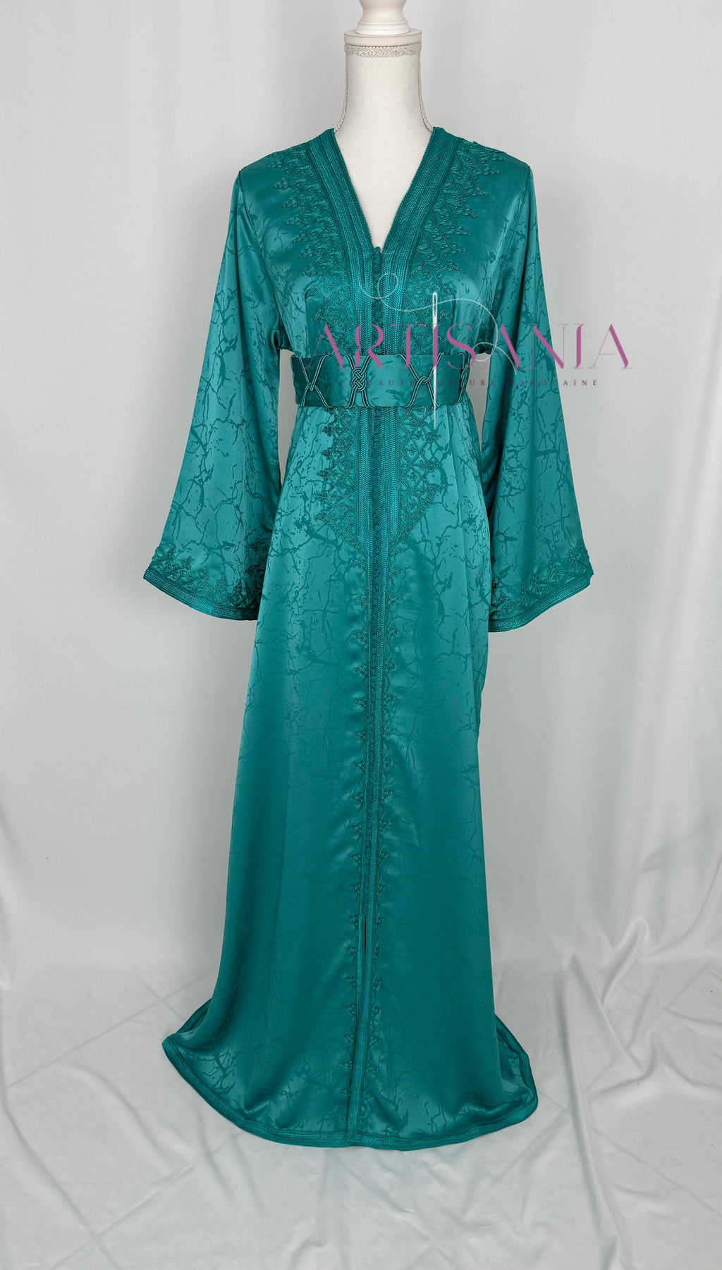 Caftan marocain modèle "Najwa" - tissu Kamkha collection Été 2026 ☀️