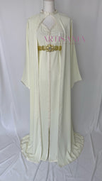 Caftan marocain avec cape modèle Ihsanne – Élégance et légèreté