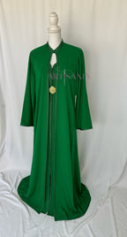 Caftan marocain avec cape modèle Ihsanne – Élégance et légèreté