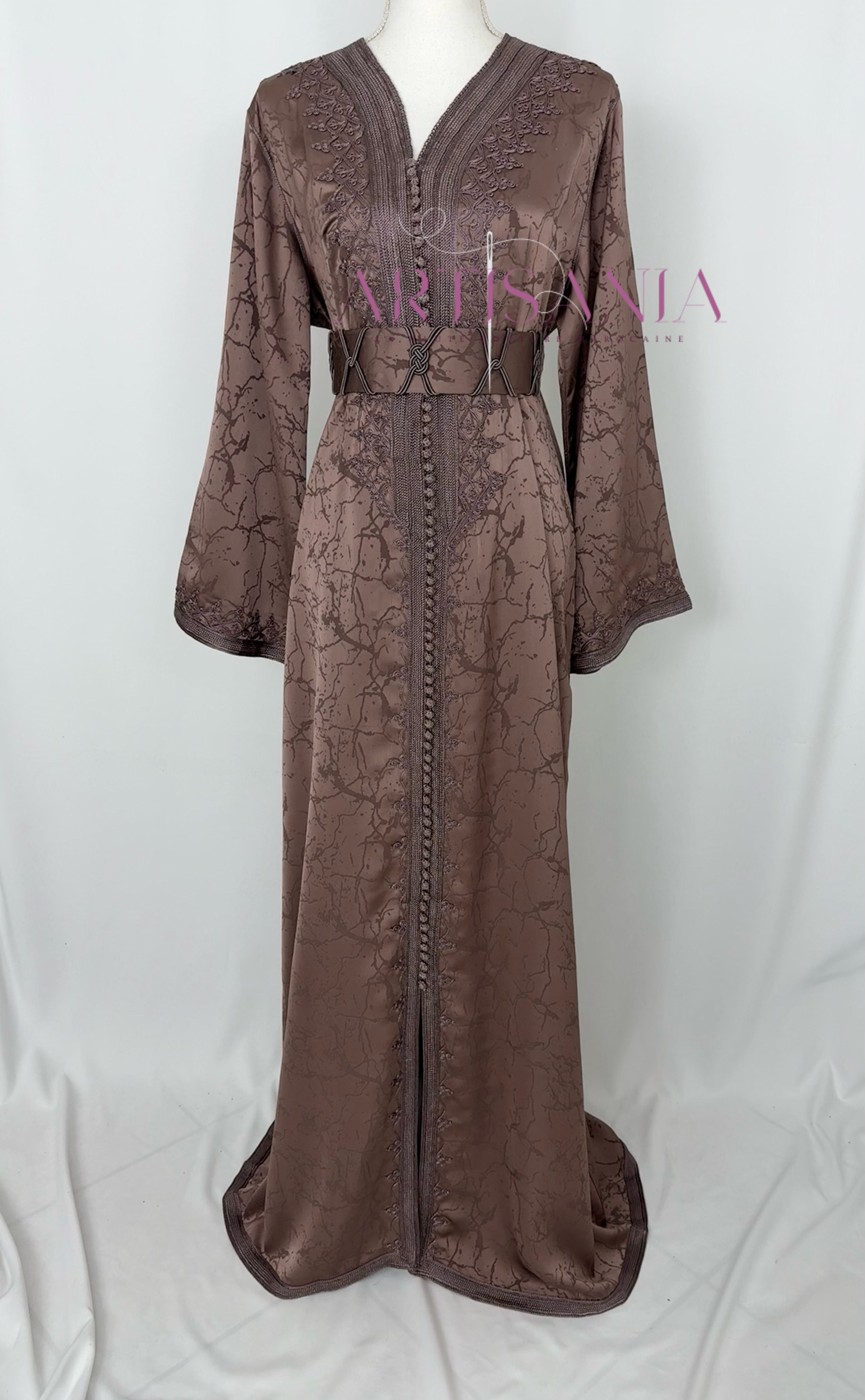 Caftan marocain modèle "Najwa" - tissu Kamkha collection Été 2026 ☀️
