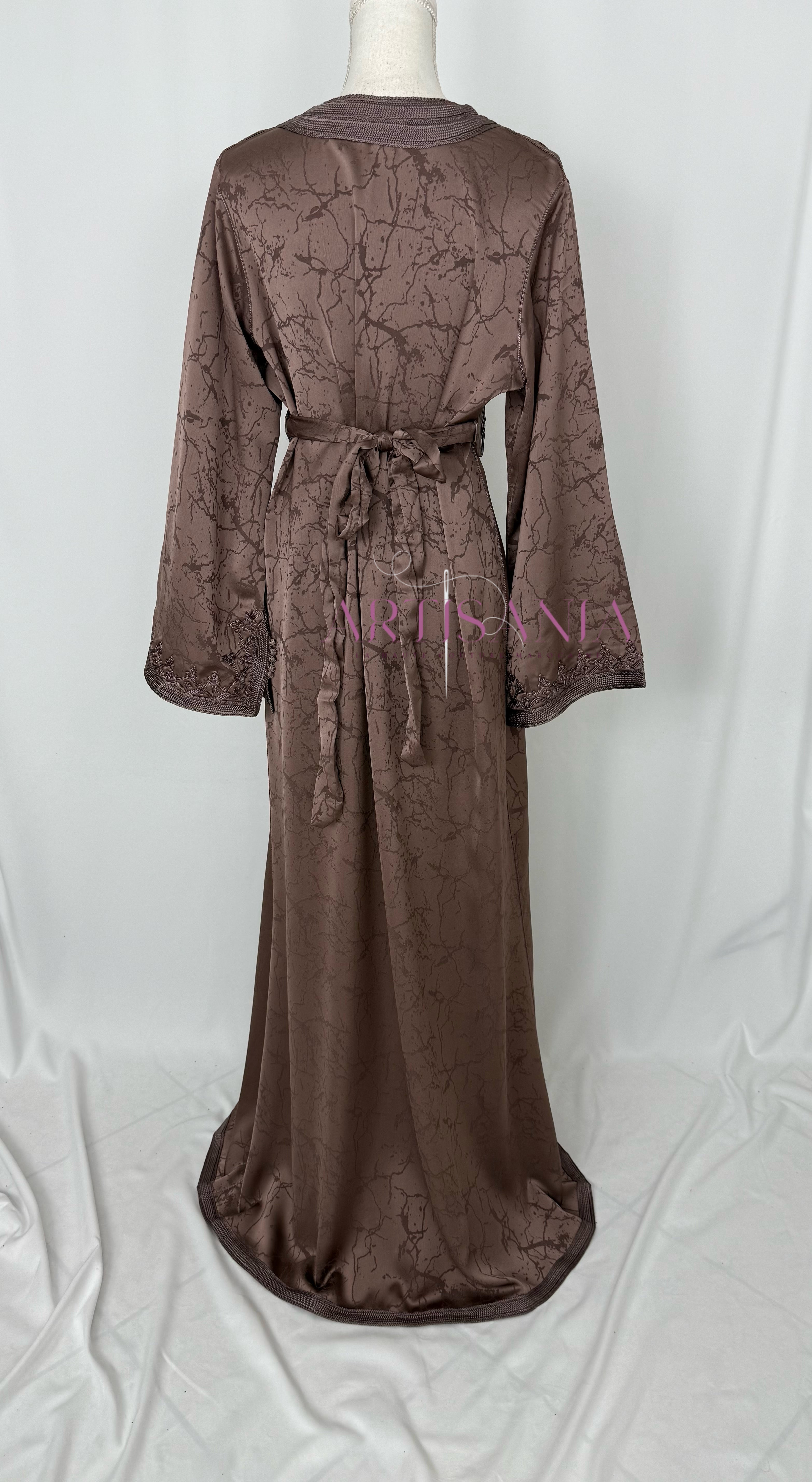 Caftan marocain modèle "Najwa" - tissu Kamkha collection Été 2026 ☀️