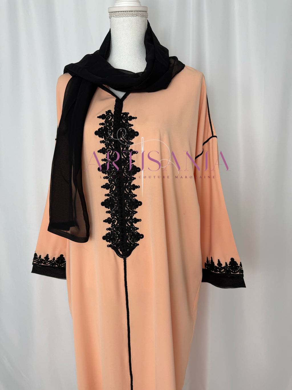 Jellaba marocaine une pièce - modèle Layal avec châle (offert)
