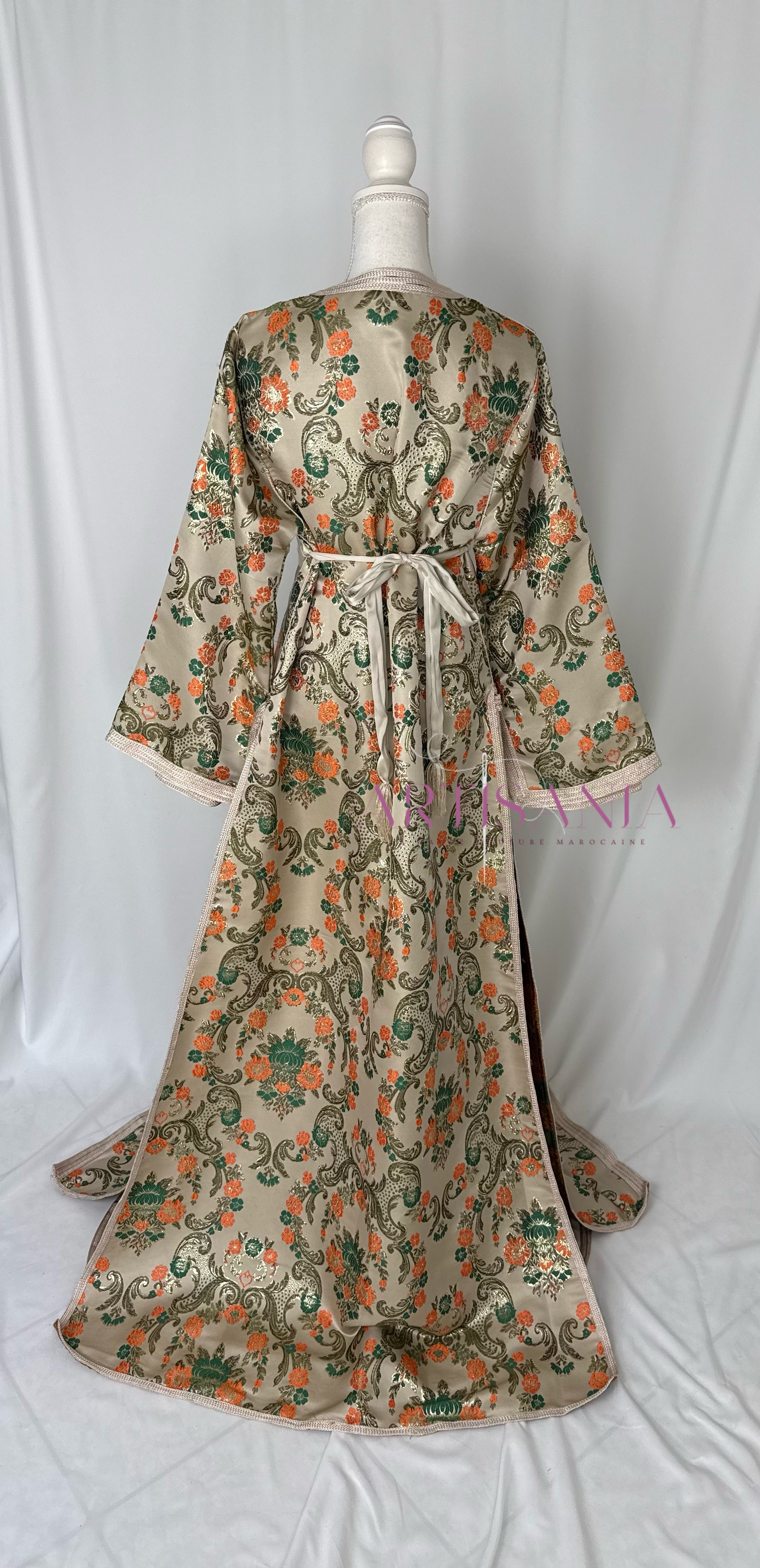 Takchita marocaine modèle Ranelle – Tissu Haj Omar 🧡🍃