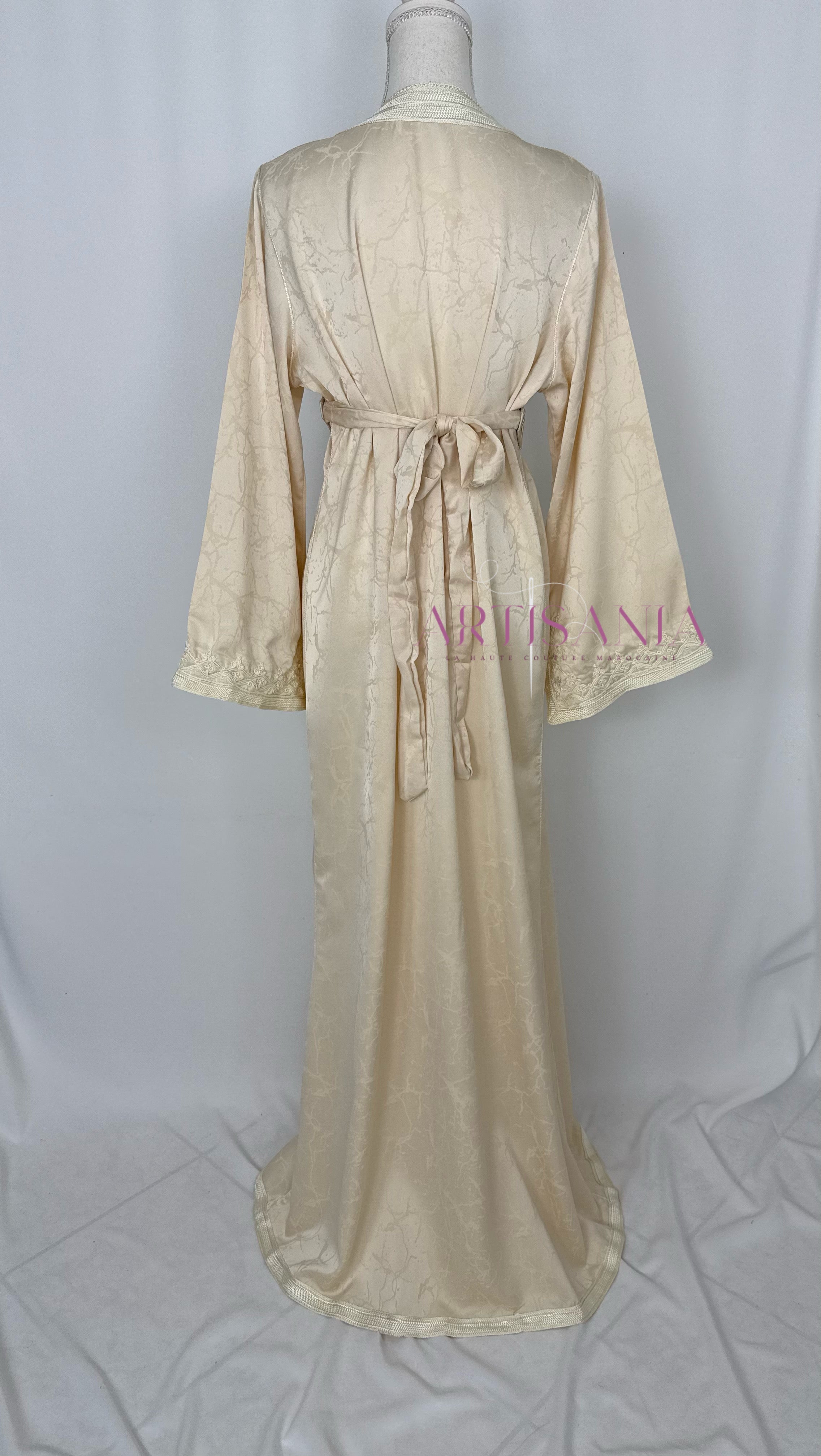 Caftan marocain modèle "Najwa" - tissu Kamkha collection Été 2026 ☀️